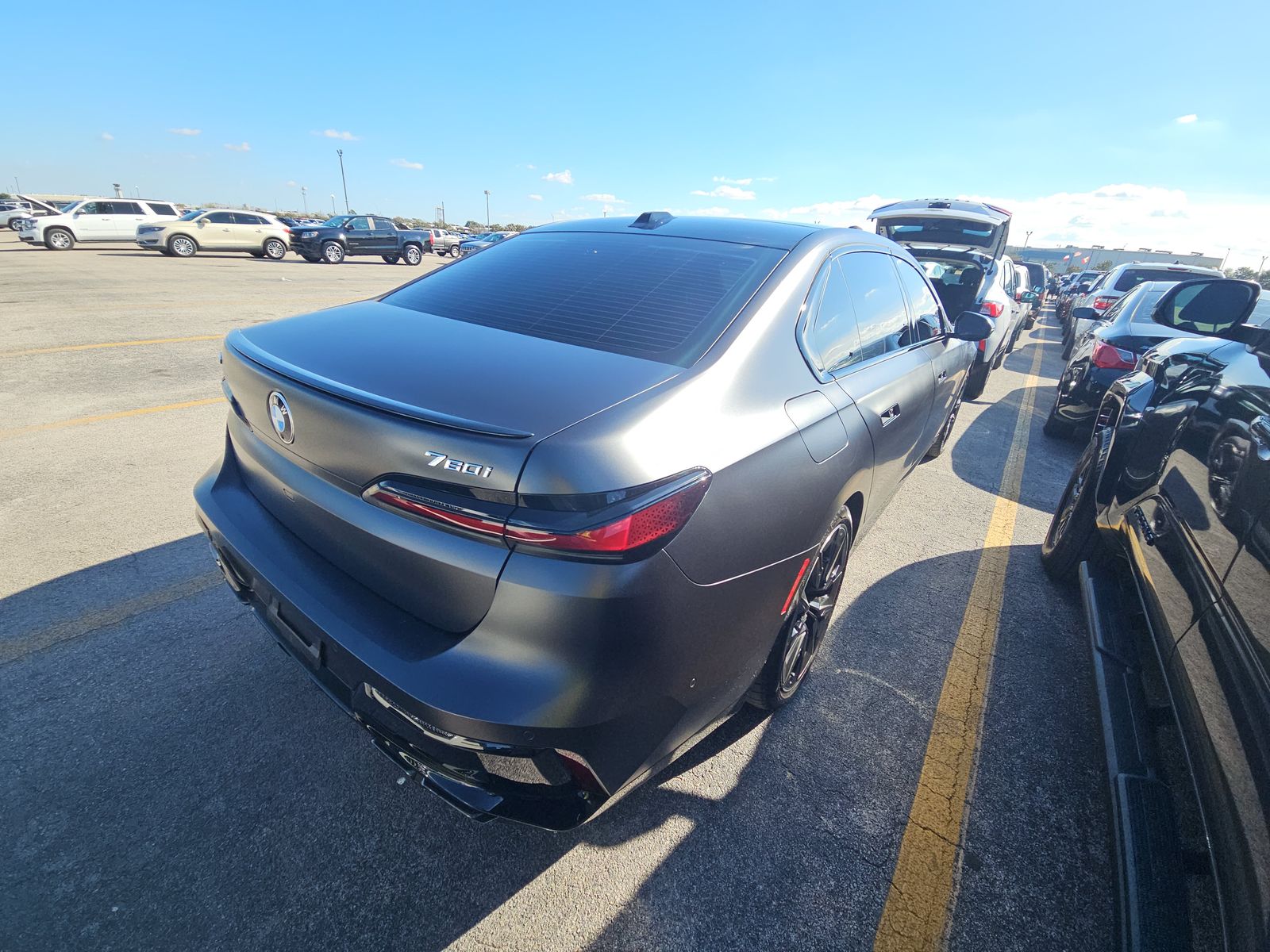 2025 BMW 7 Series 760i xDrive AWD