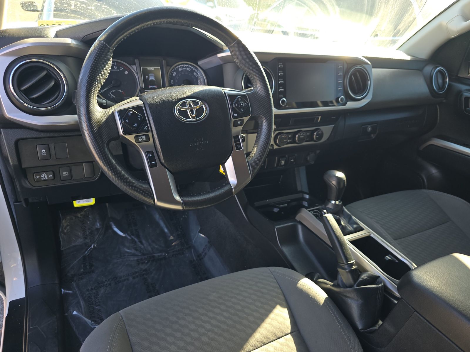 2022 Toyota Tacoma SR5 RWD