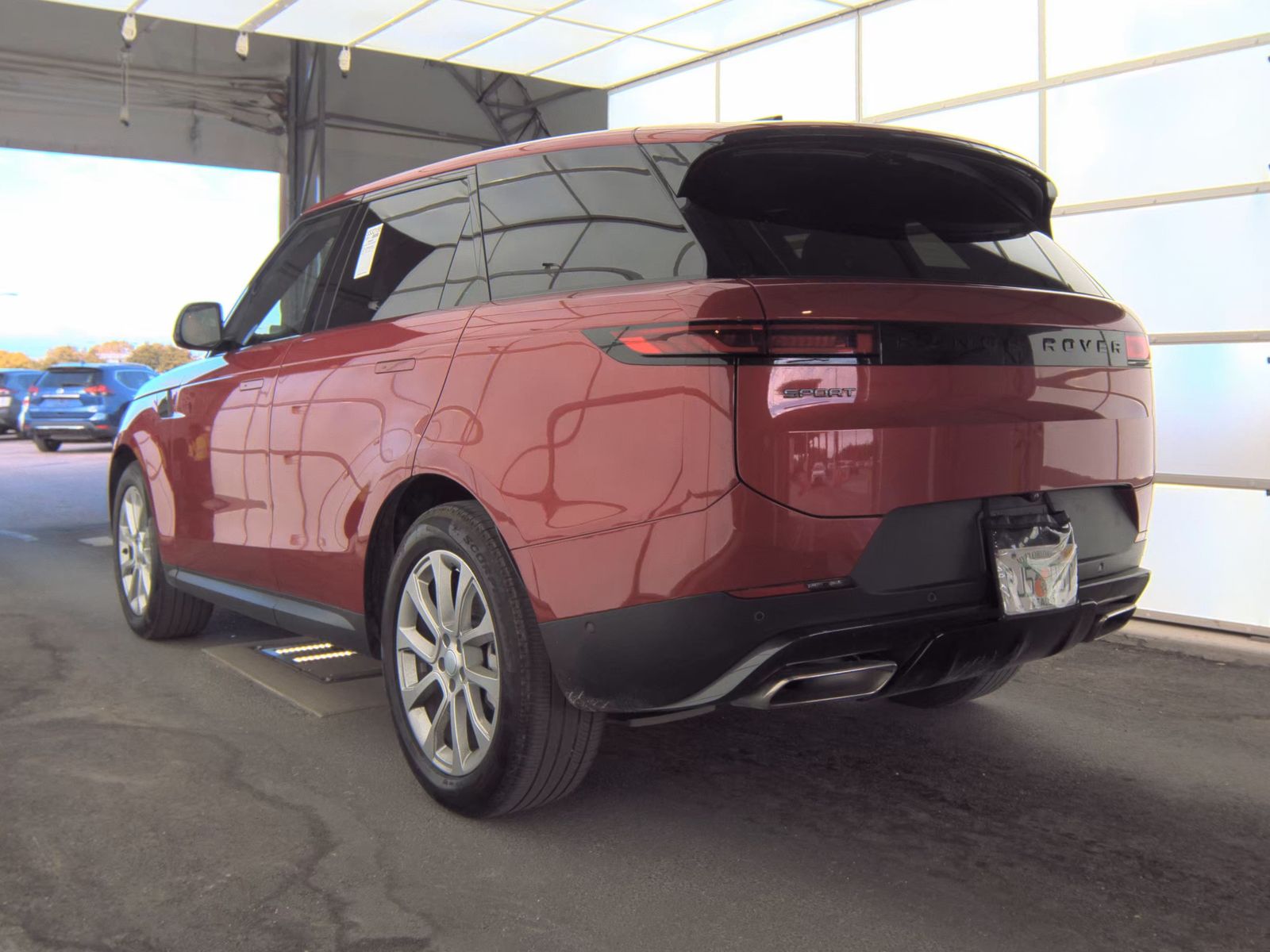 2025 Land Rover Range Rover Sport SE AWD