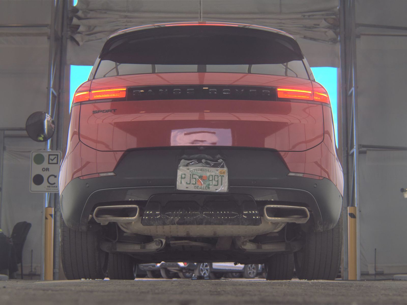 2025 Land Rover Range Rover Sport SE AWD