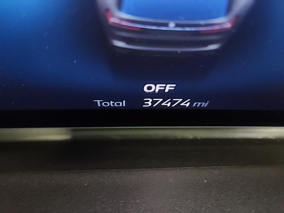 2023 BMW X7 M60i AWD