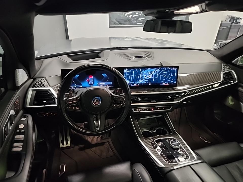2023 BMW X7 M60i AWD