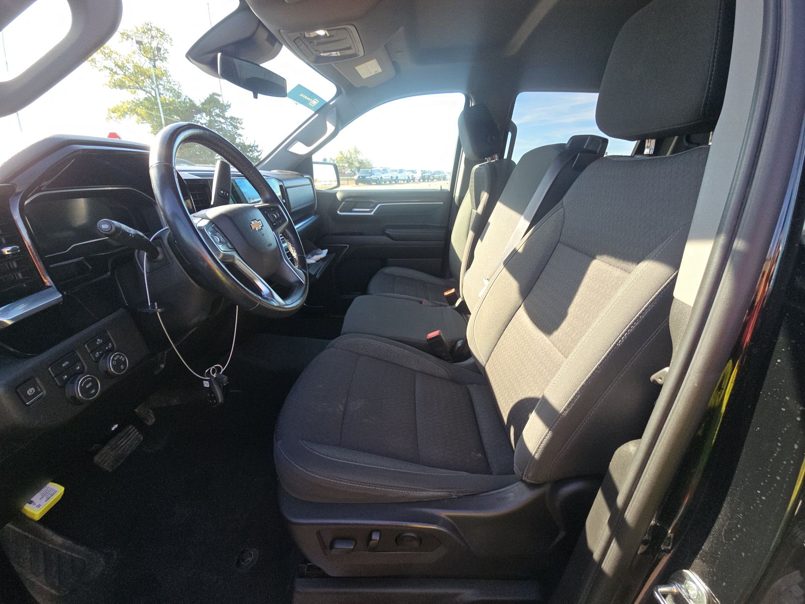 2022 Chevrolet Silverado 1500 LT AWD