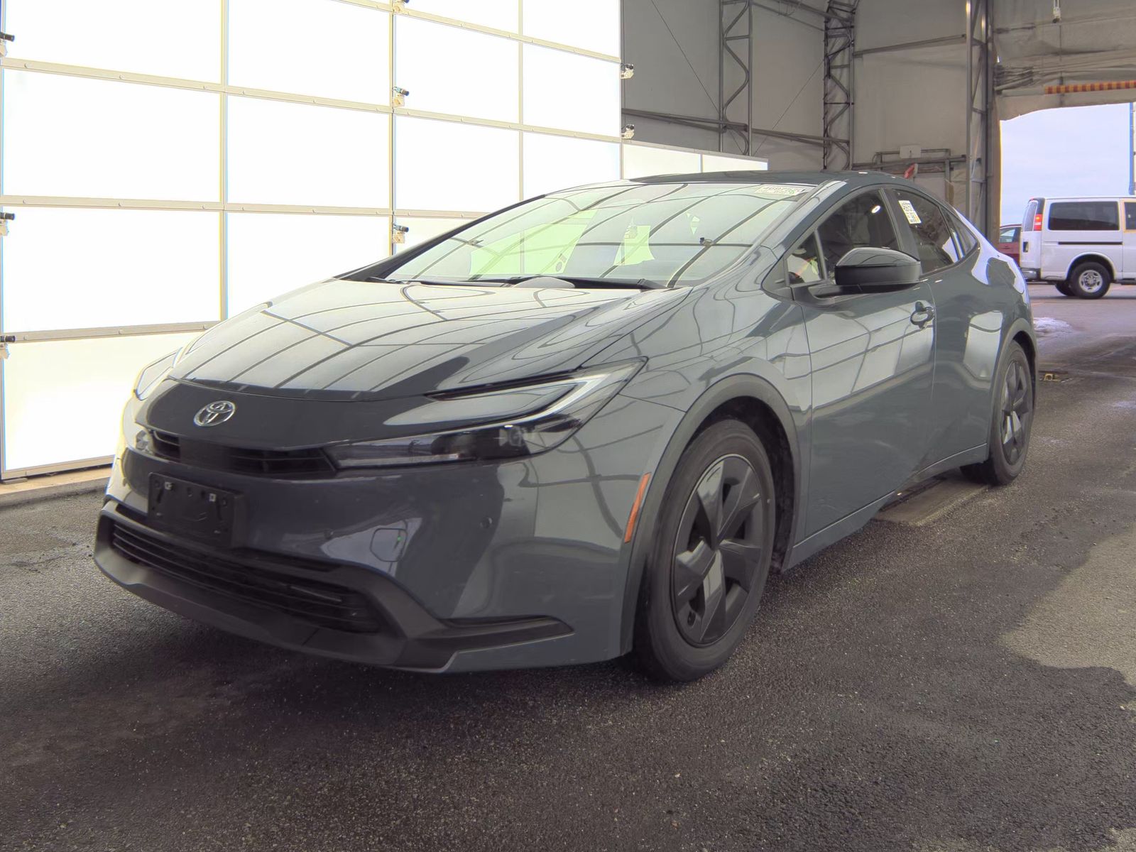 2025 Toyota Prius LE FWD