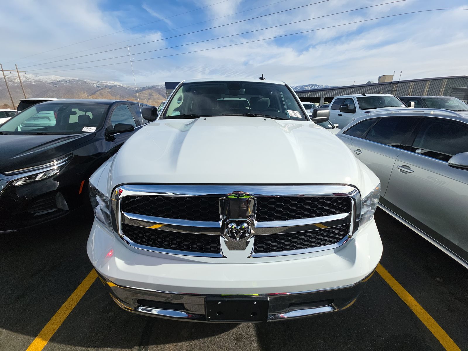 2023 DODGE RAM 1500 SLT GAS WHITE SHORT BED SINGLE - Image 2