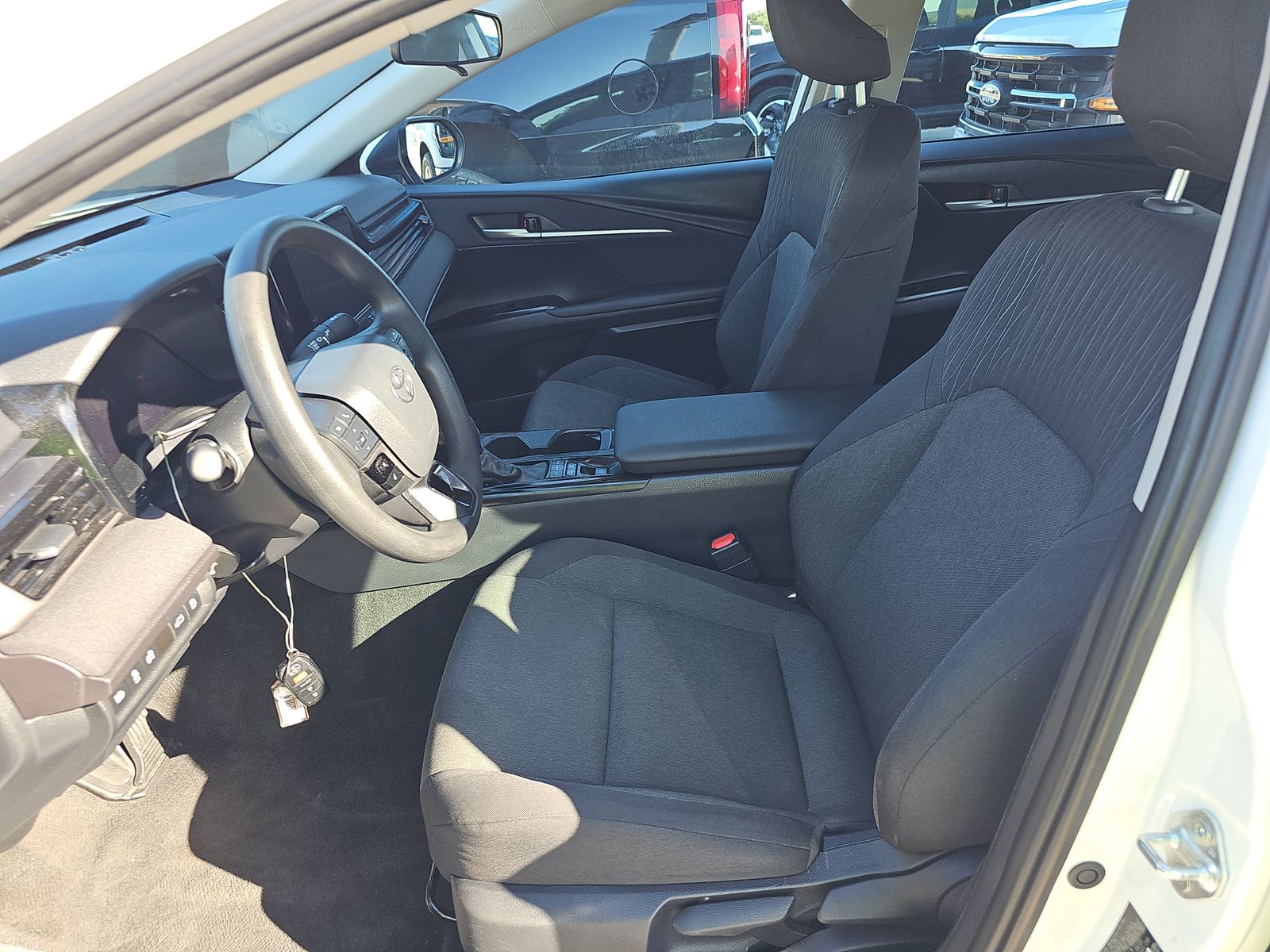 2025 Toyota Camry LE FWD