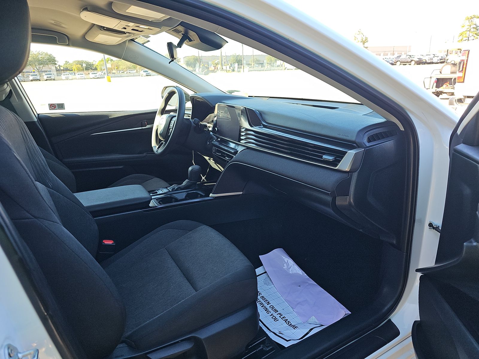 2025 Toyota Camry LE FWD