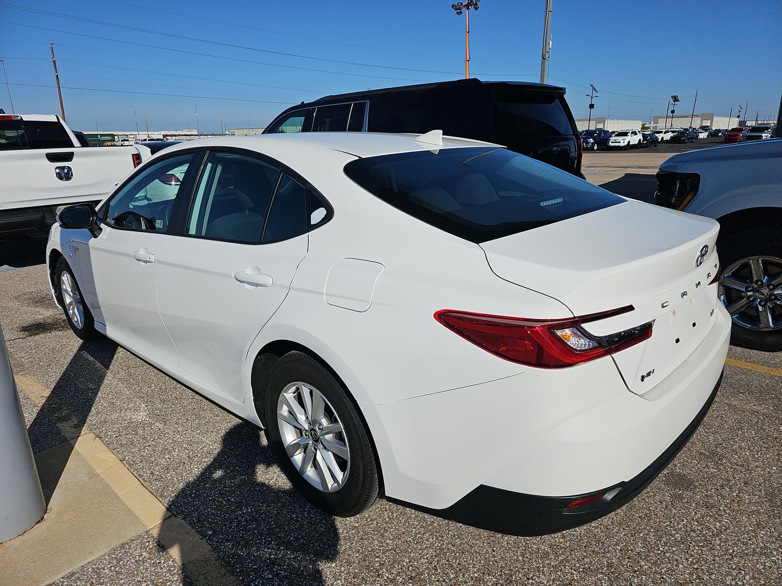 2025 Toyota Camry LE FWD