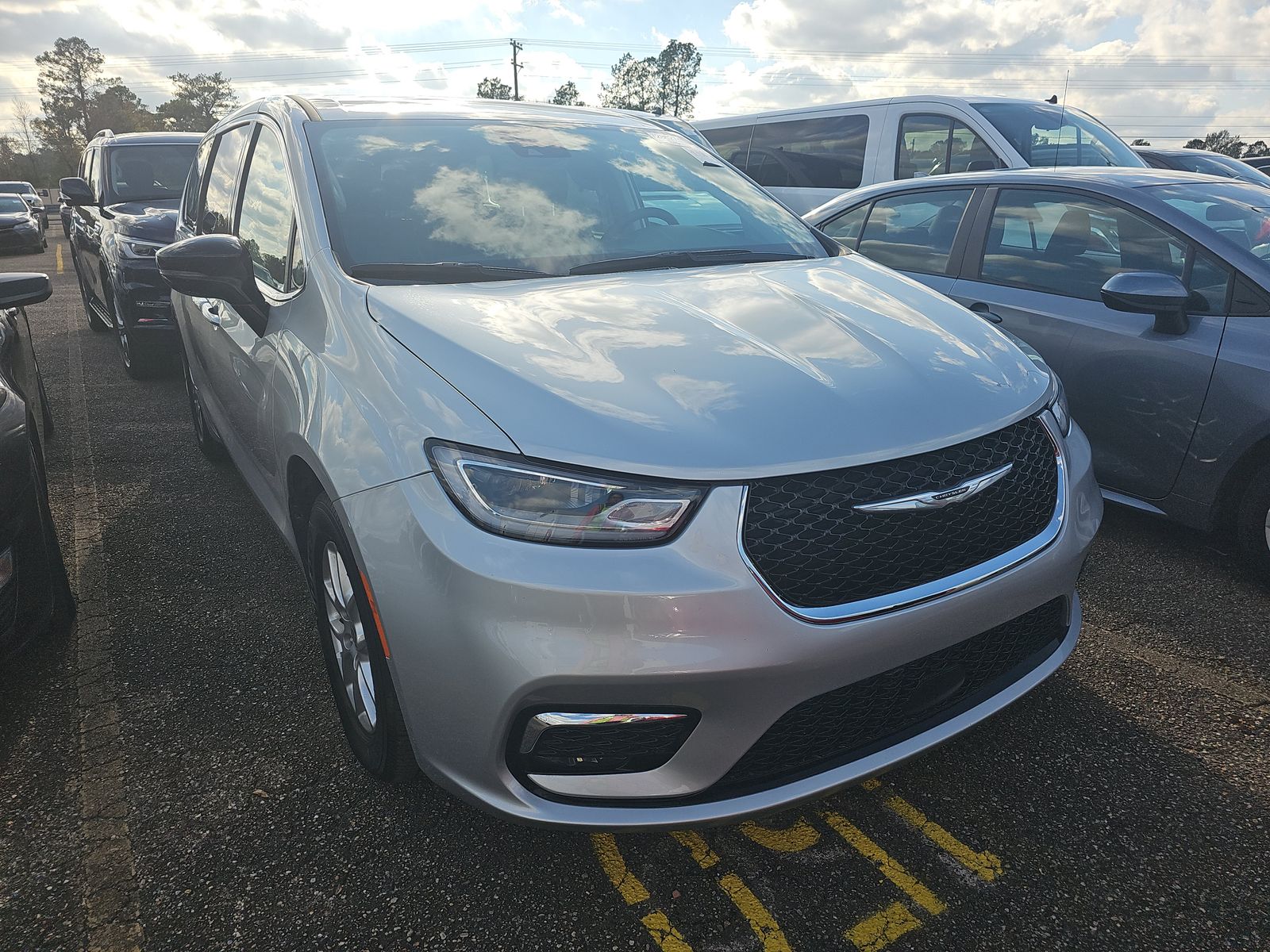 2024 Chrysler Pacifica Touring L FWD