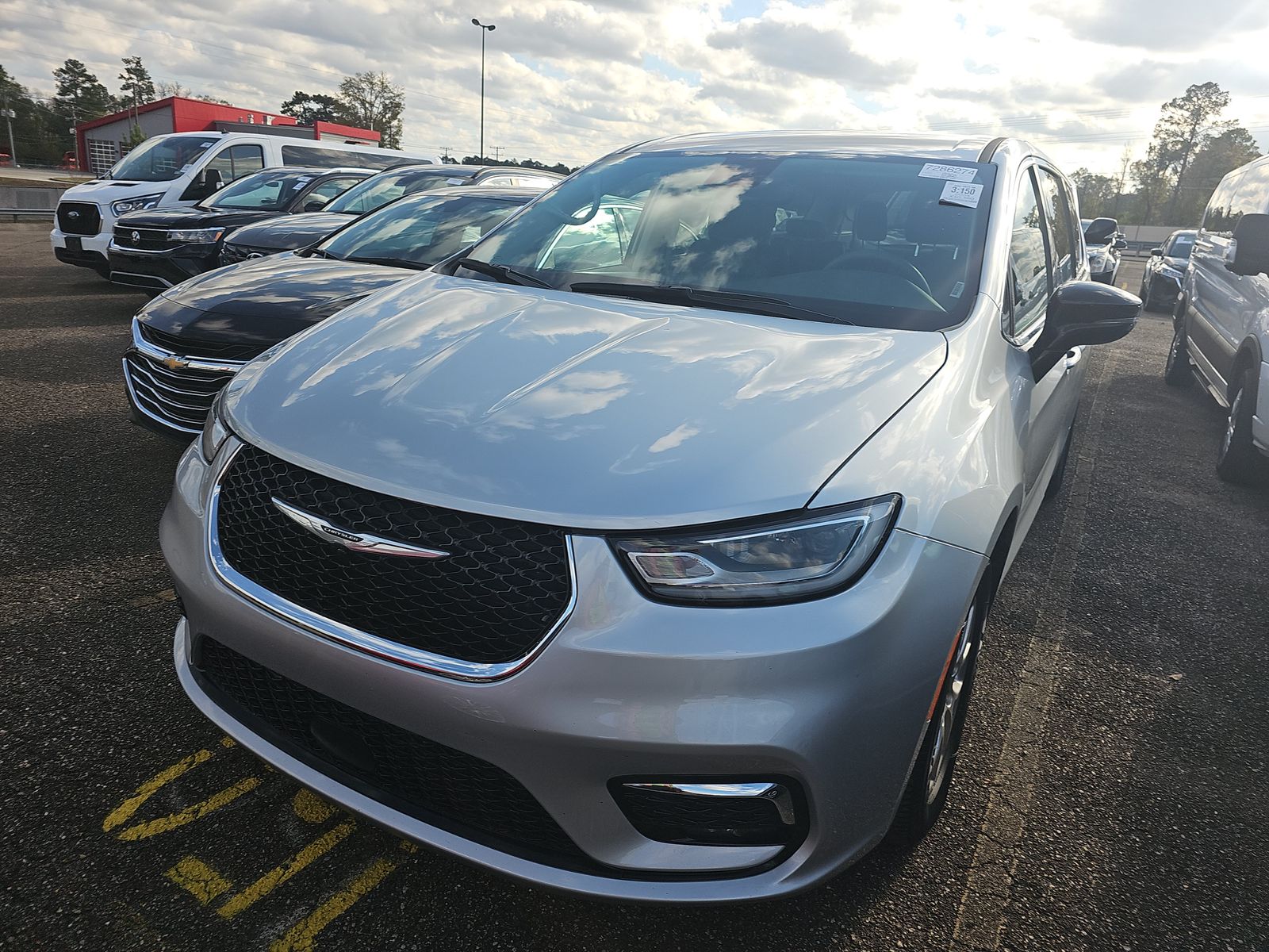 2024 Chrysler Pacifica Touring L FWD