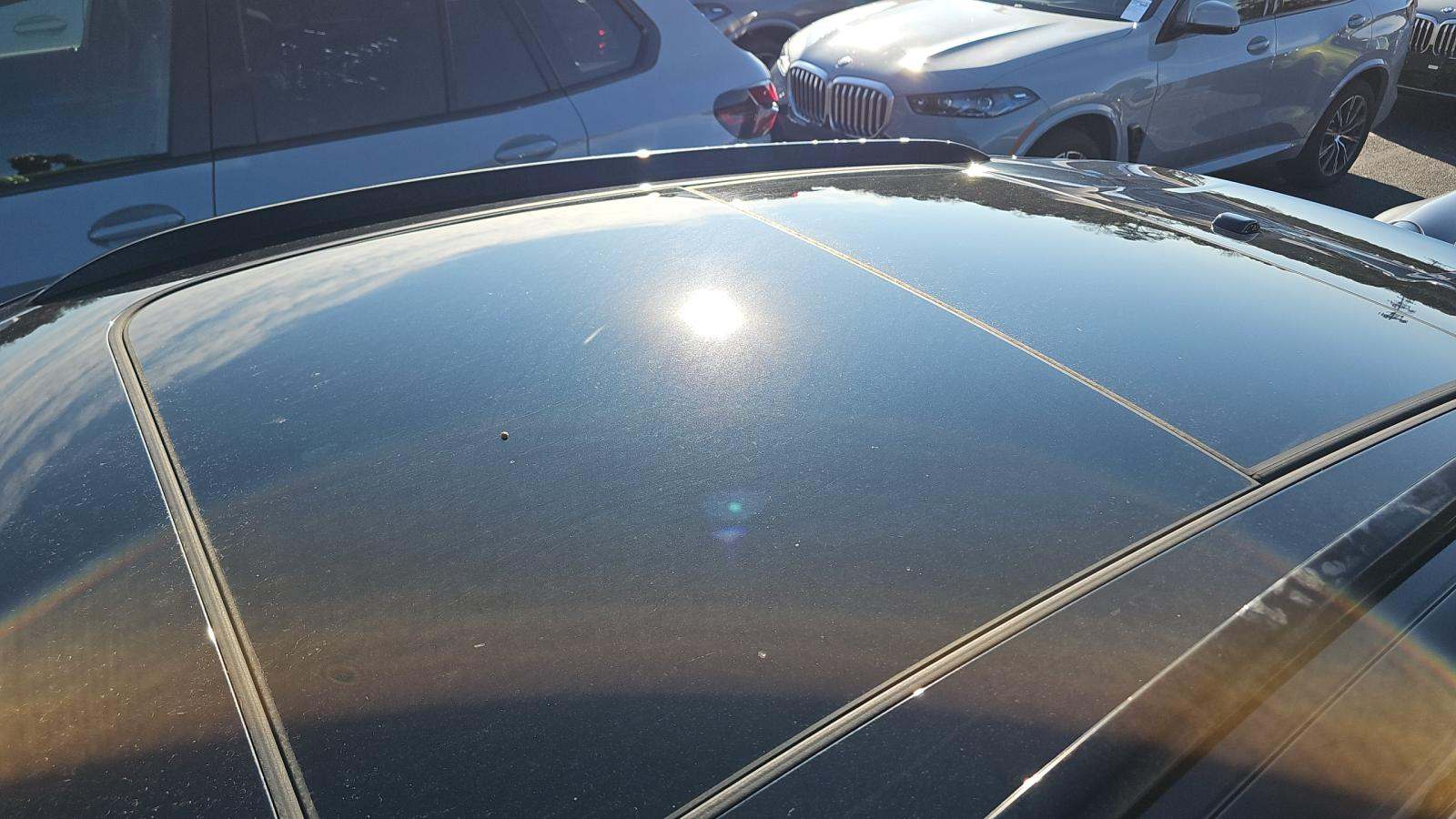 2022 Porsche Macan Base AWD