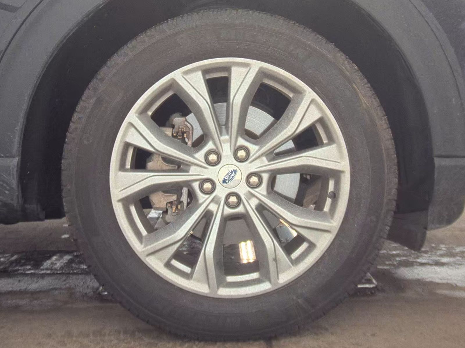 2023 Ford Explorer XLT AWD