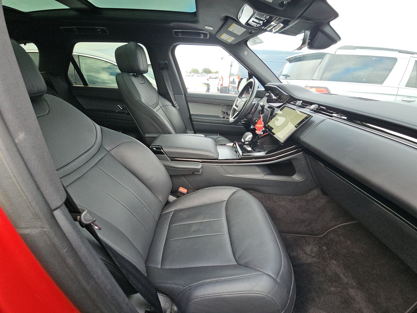 2025 Land Rover Range Rover Sport SE AWD