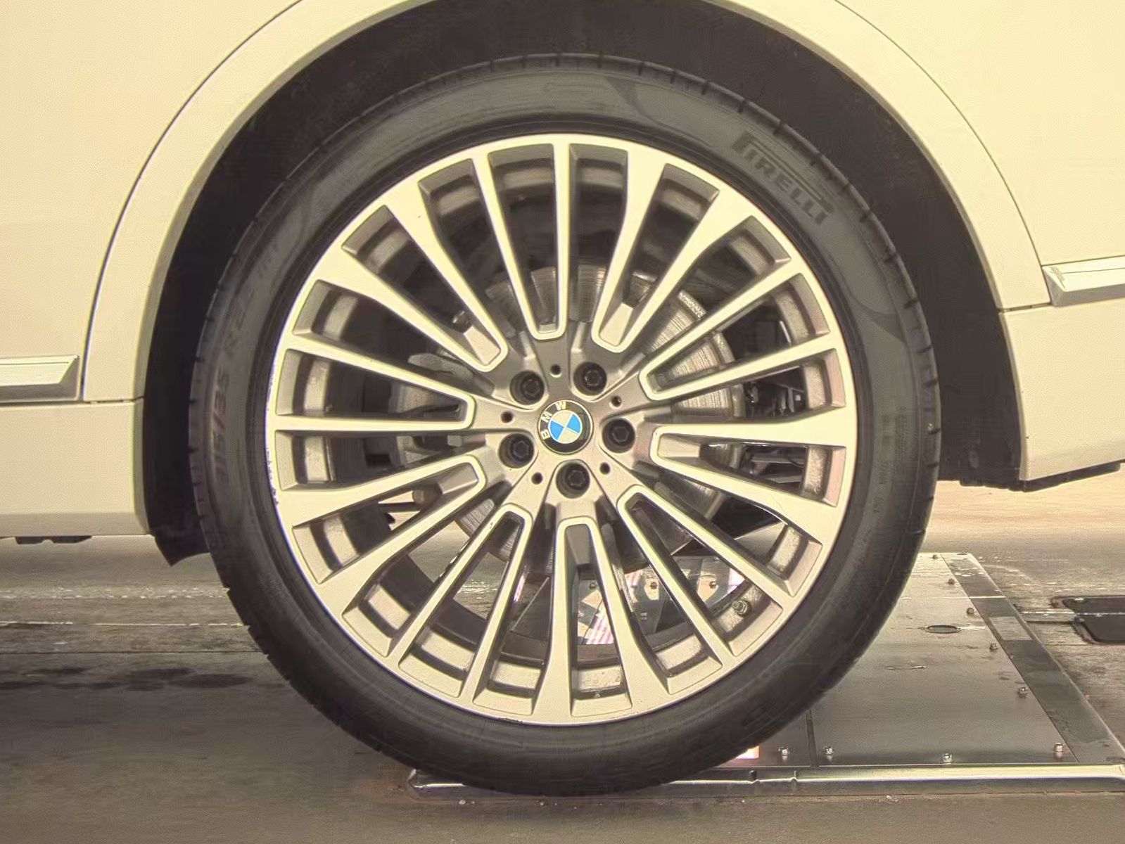 2020 BMW X7 xDrive40i AWD