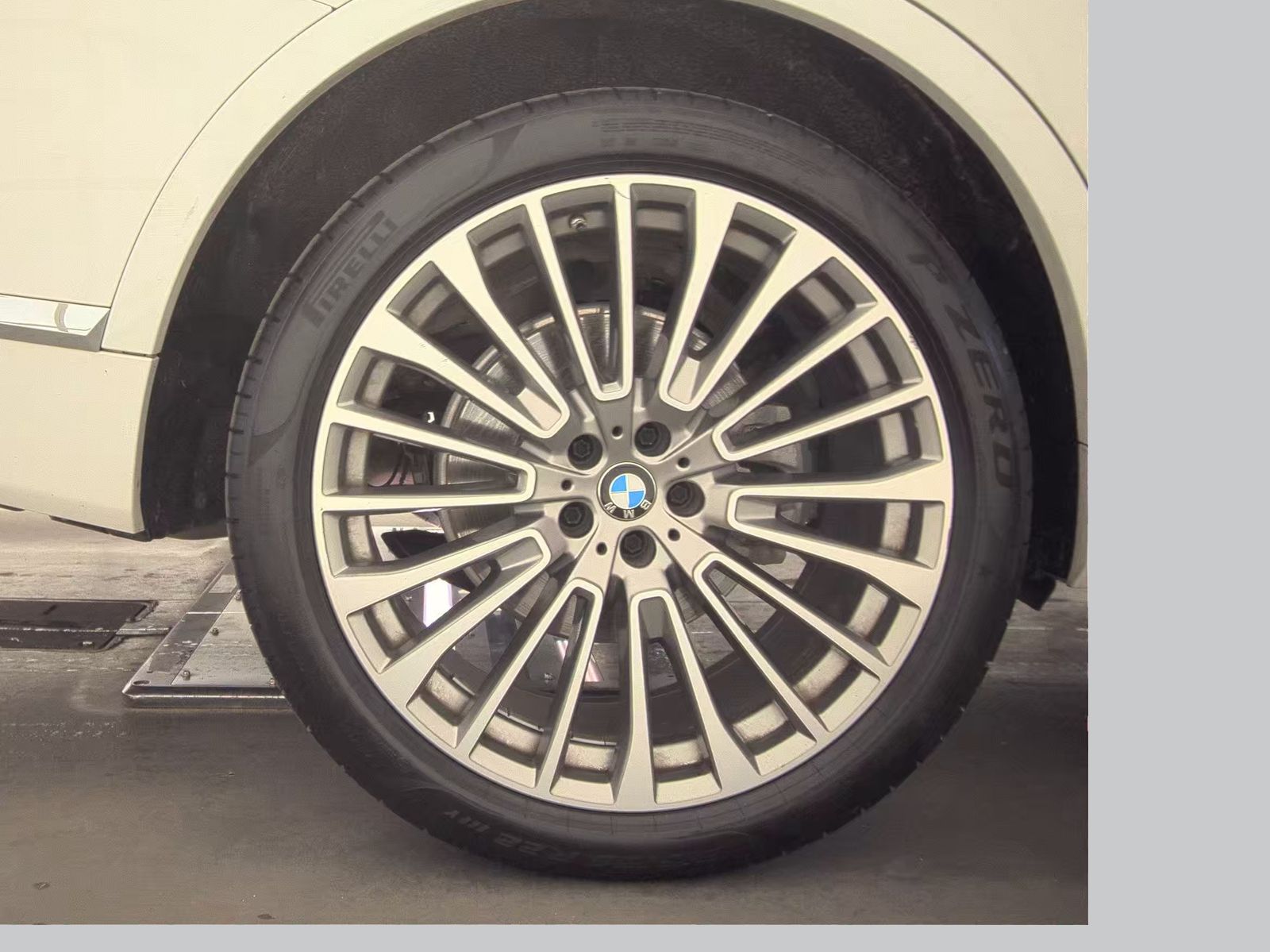 2020 BMW X7 xDrive40i AWD