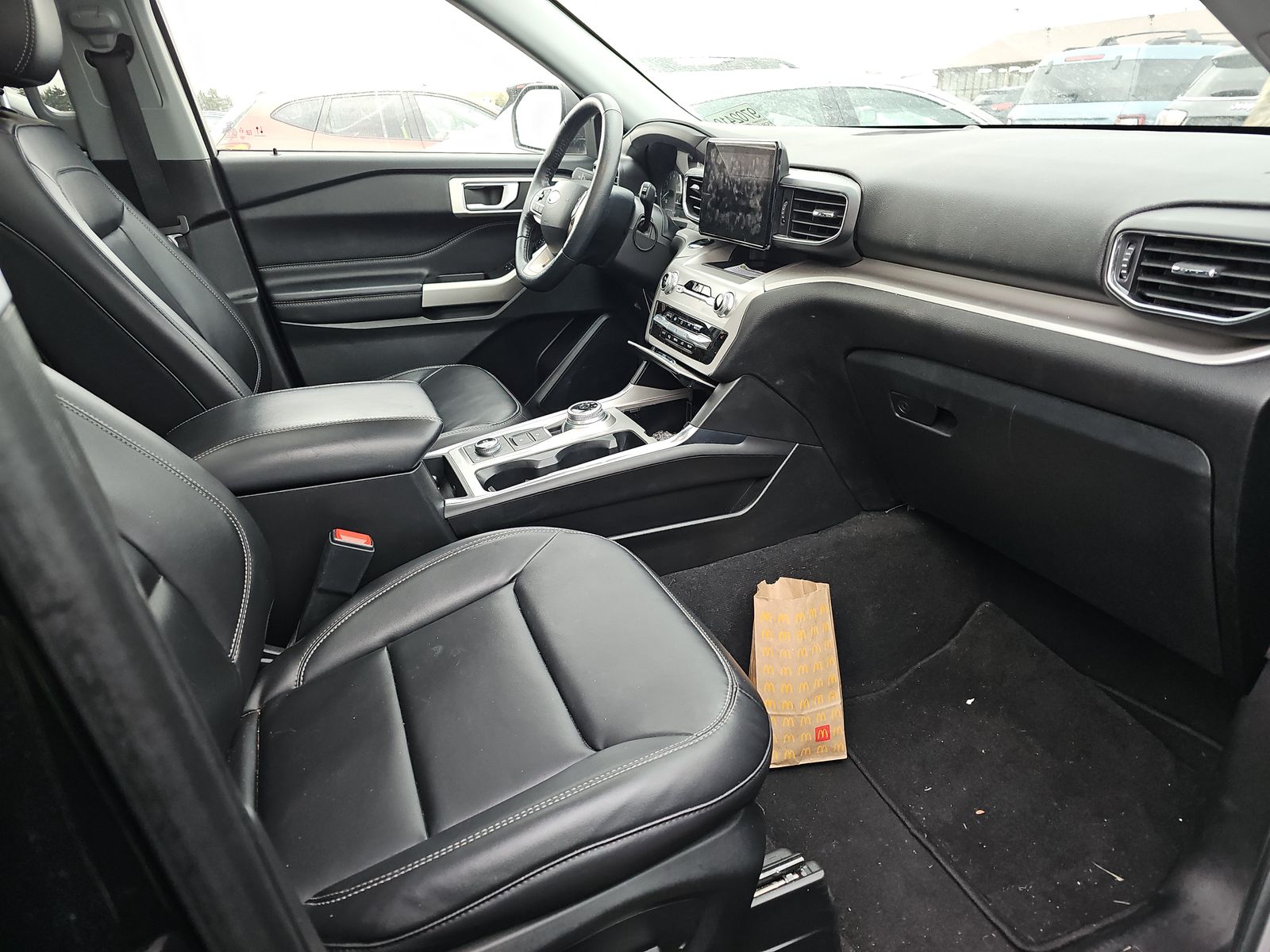 2023 Ford Explorer XLT AWD