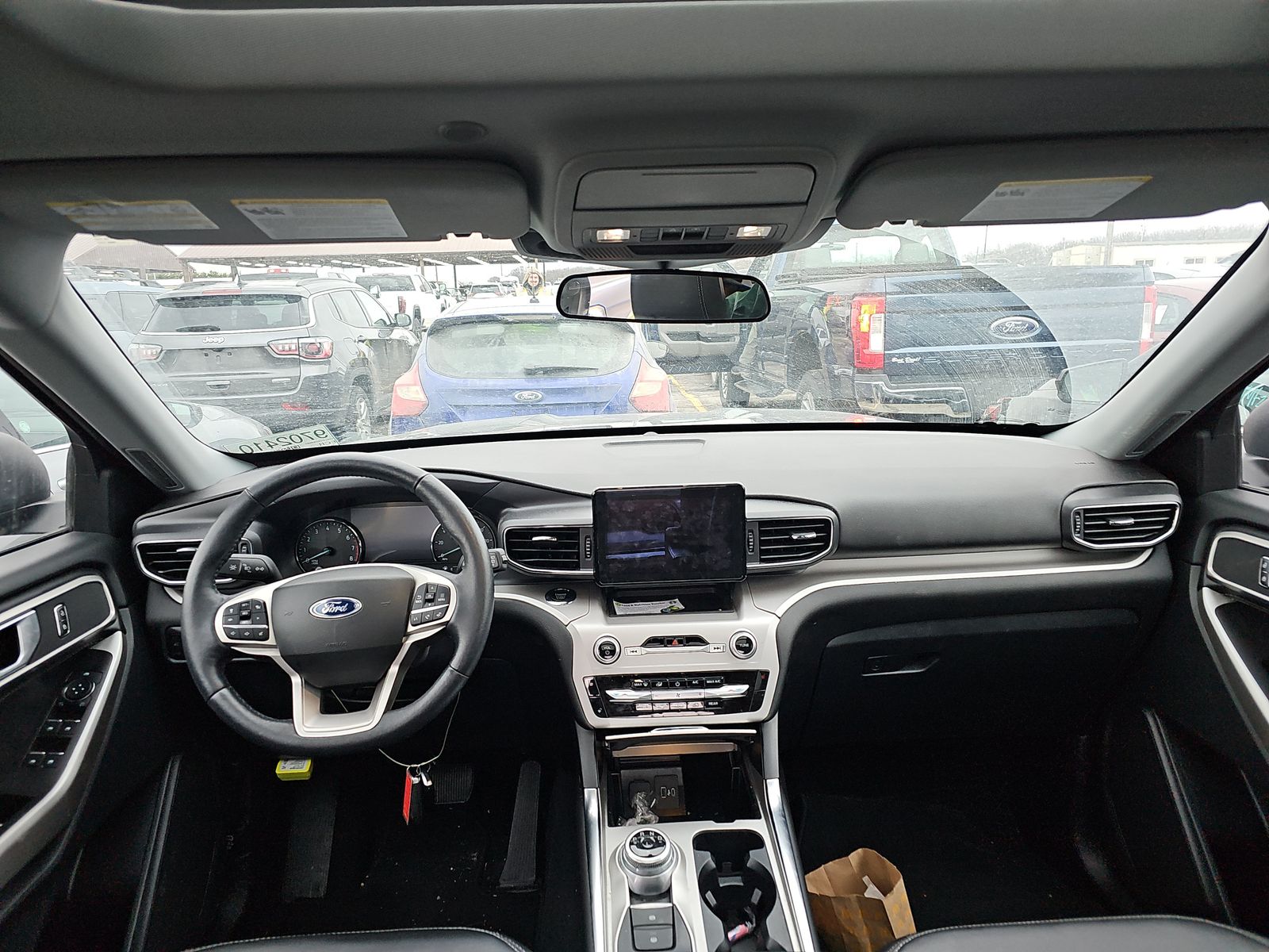 2023 Ford Explorer XLT AWD