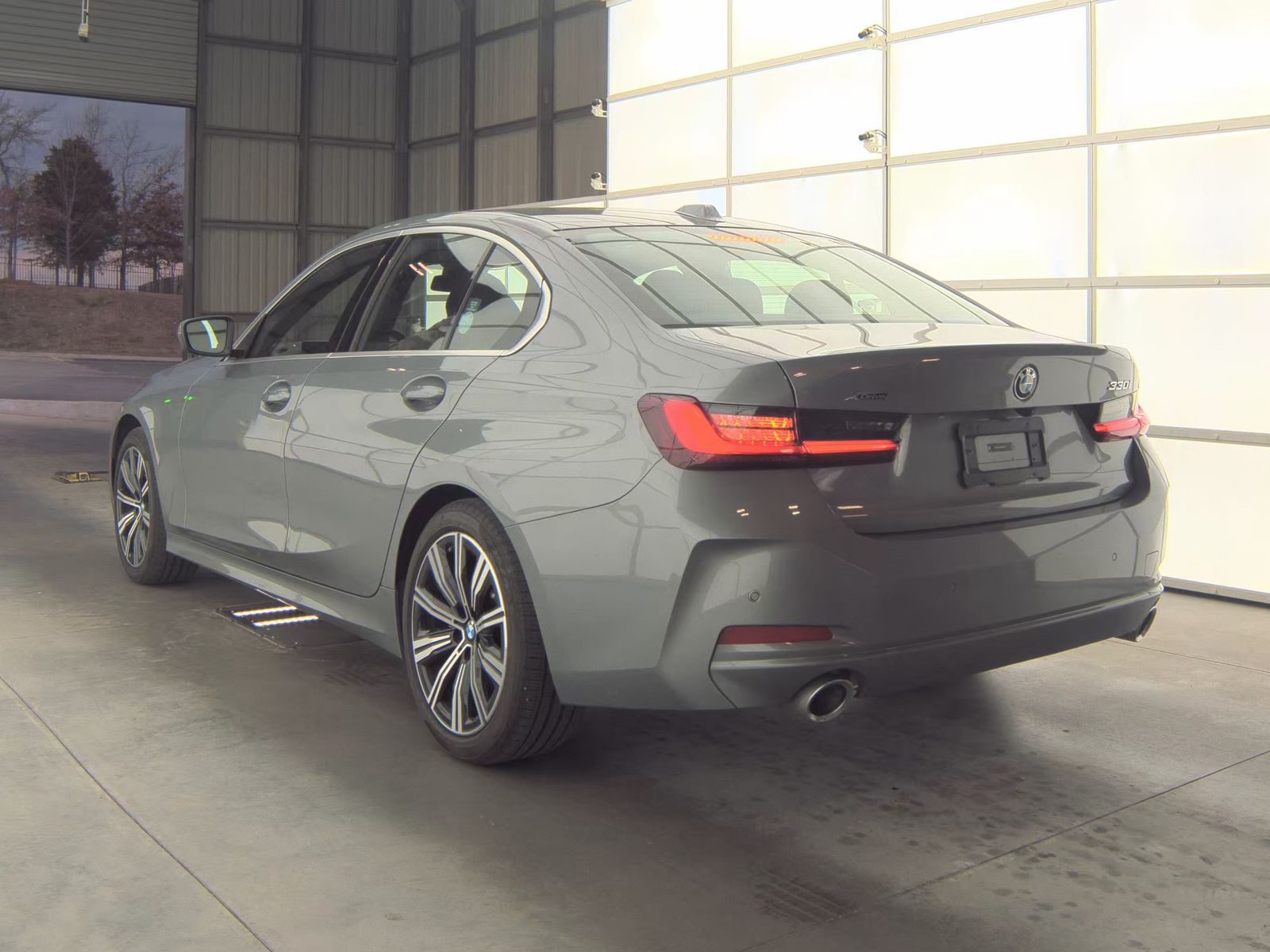 2025 BMW 3 Series 330i xDrive AWD