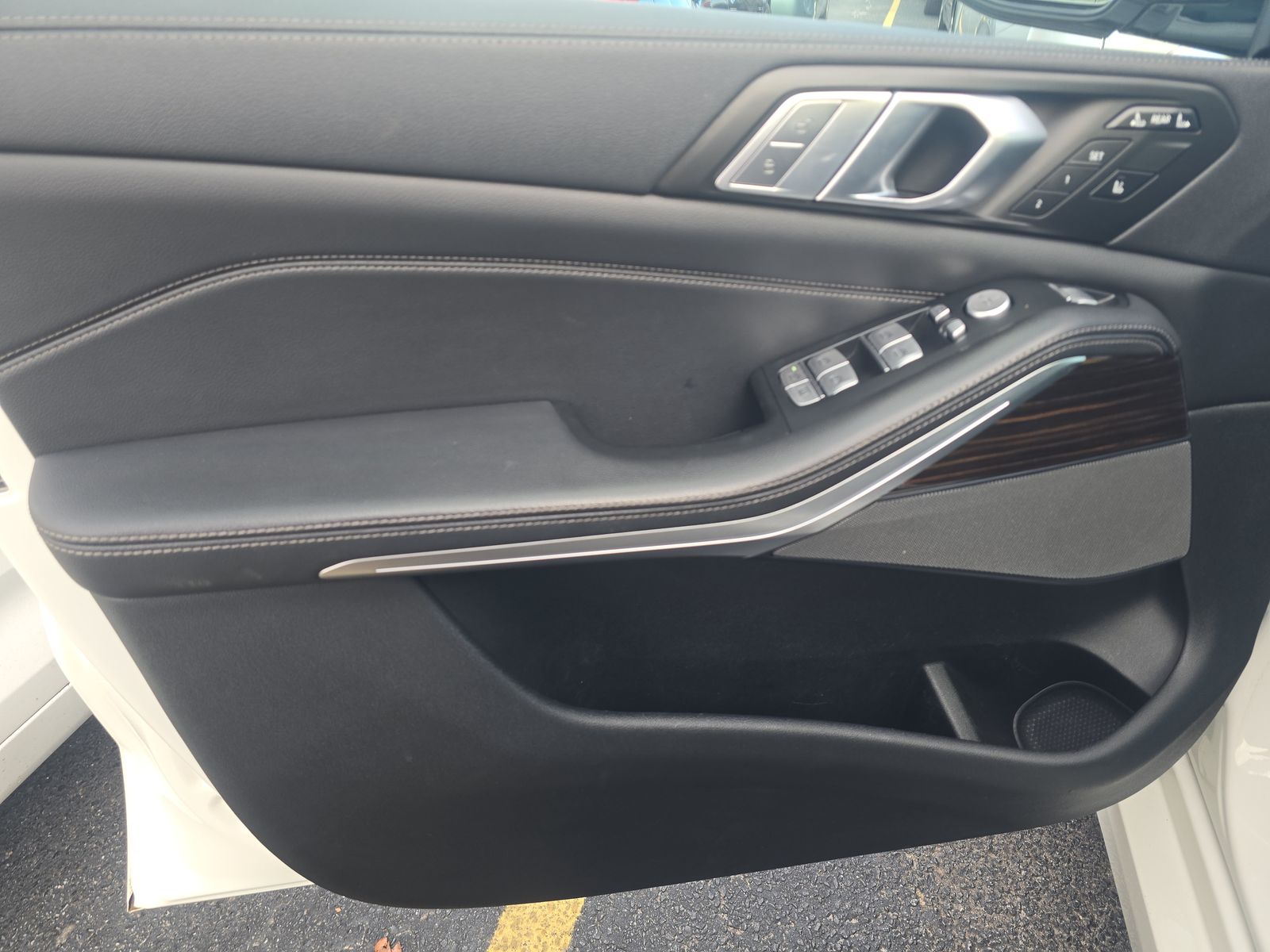 2020 BMW X7 xDrive40i AWD