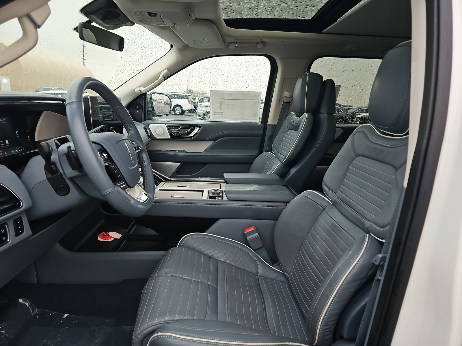 2022 Lincoln Navigator Black Label AWD