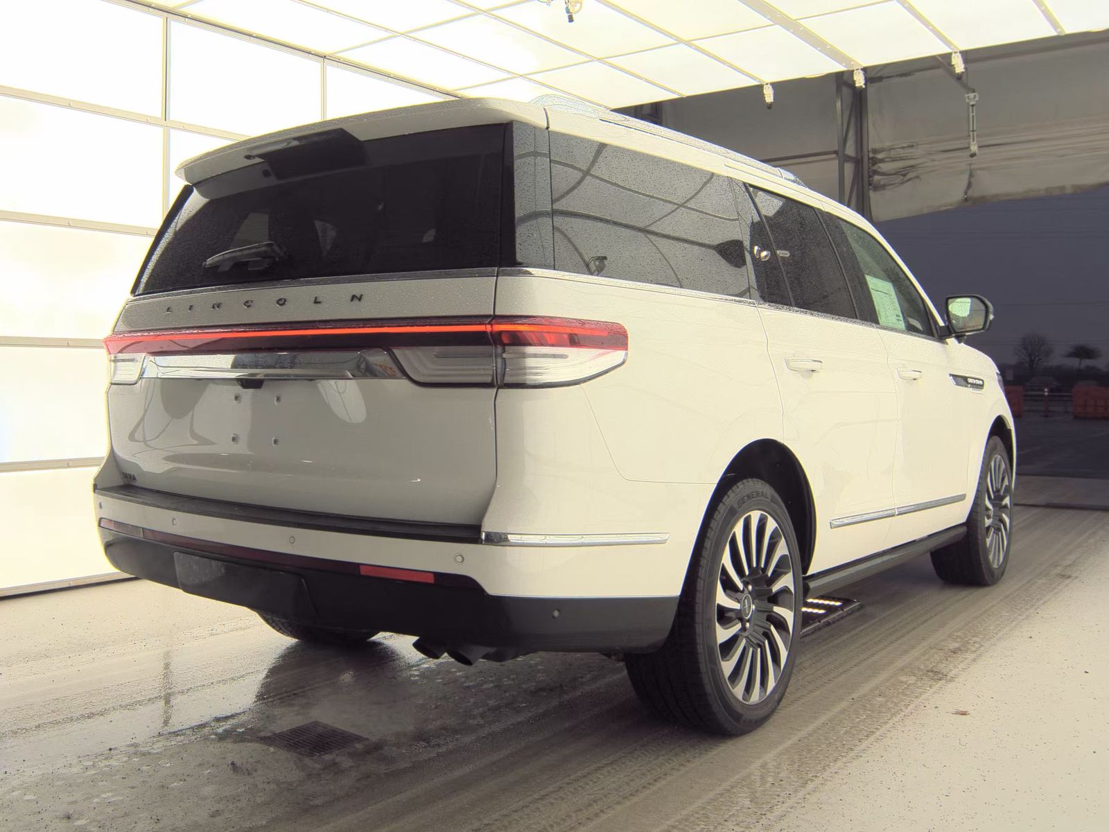 2022 Lincoln Navigator Black Label AWD