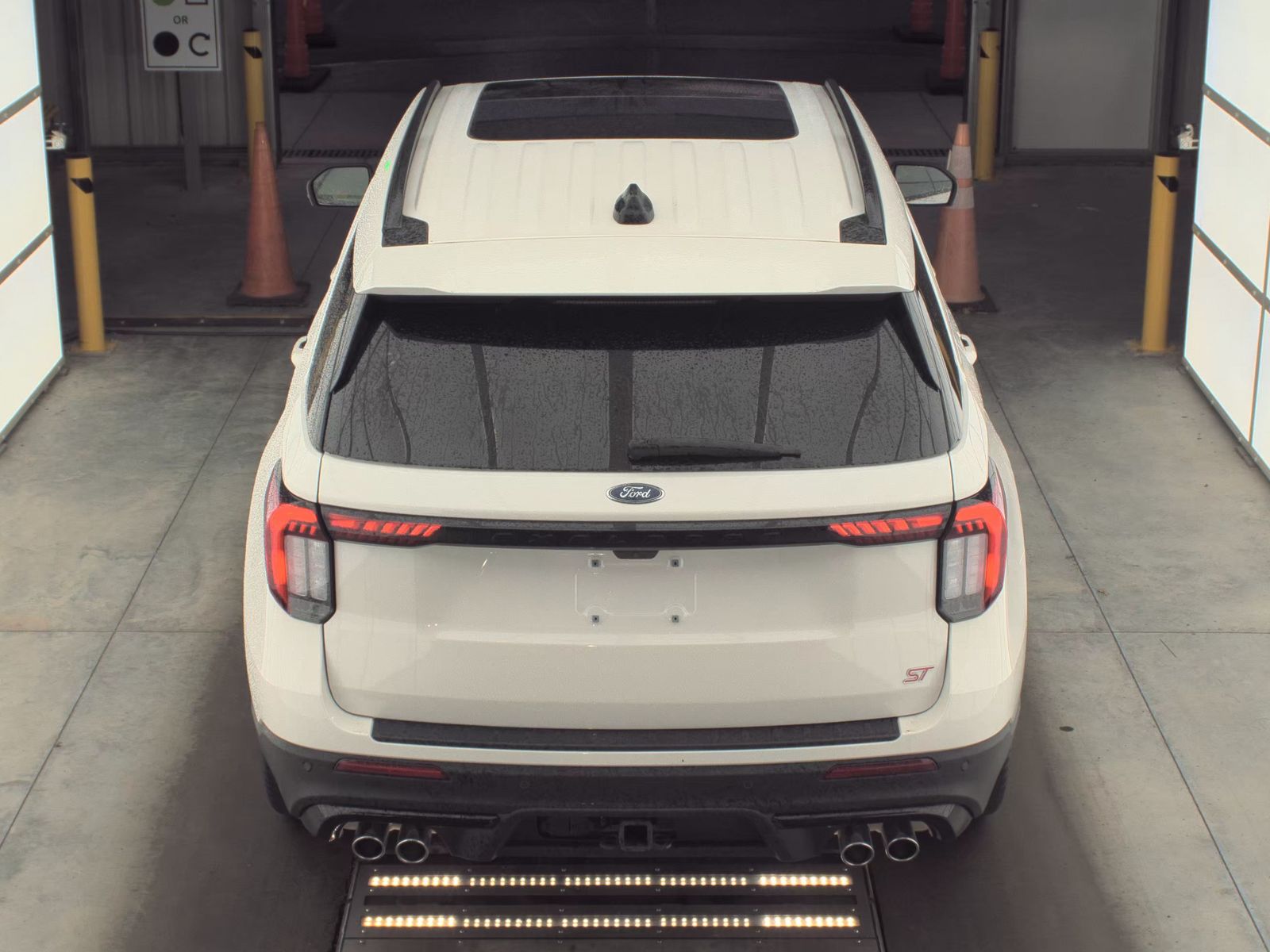 2025 Ford Explorer ST AWD