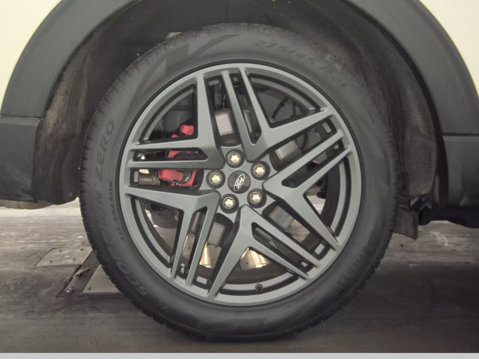 2025 Ford Explorer ST AWD