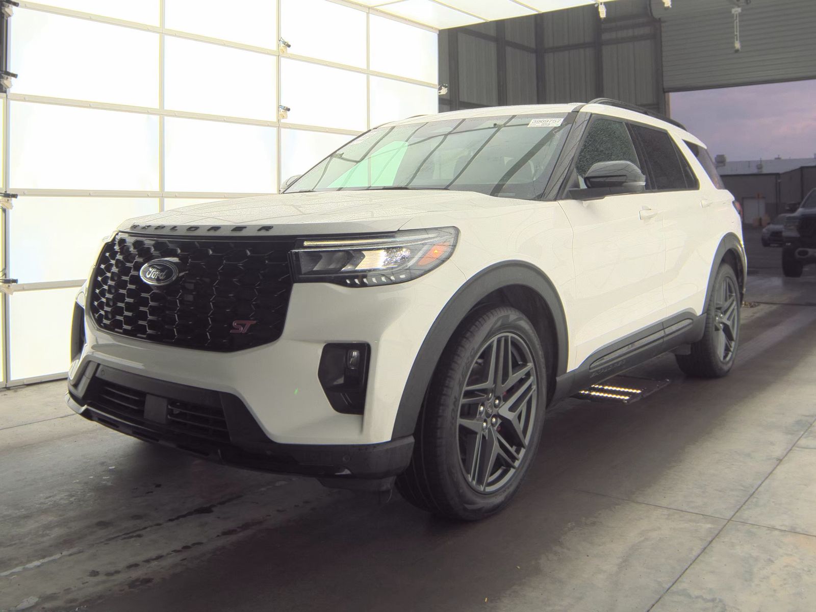 2025 Ford Explorer ST AWD