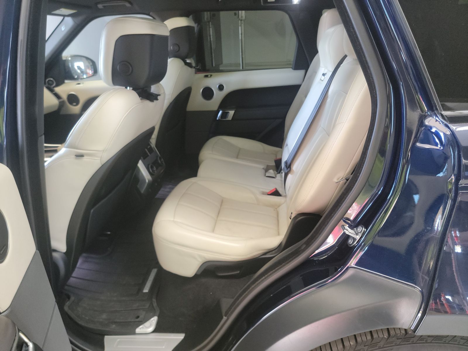 2020 Land Rover Range Rover Sport HSE AWD