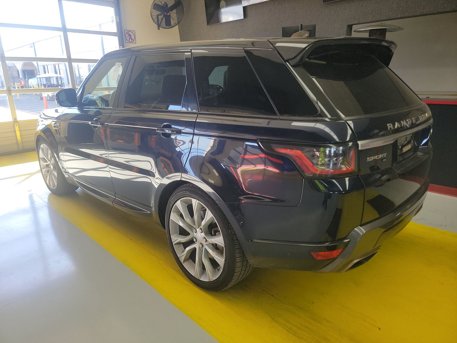 2020 Land Rover Range Rover Sport HSE AWD
