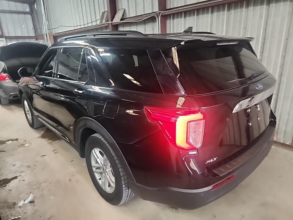 2023 Ford Explorer XLT RWD
