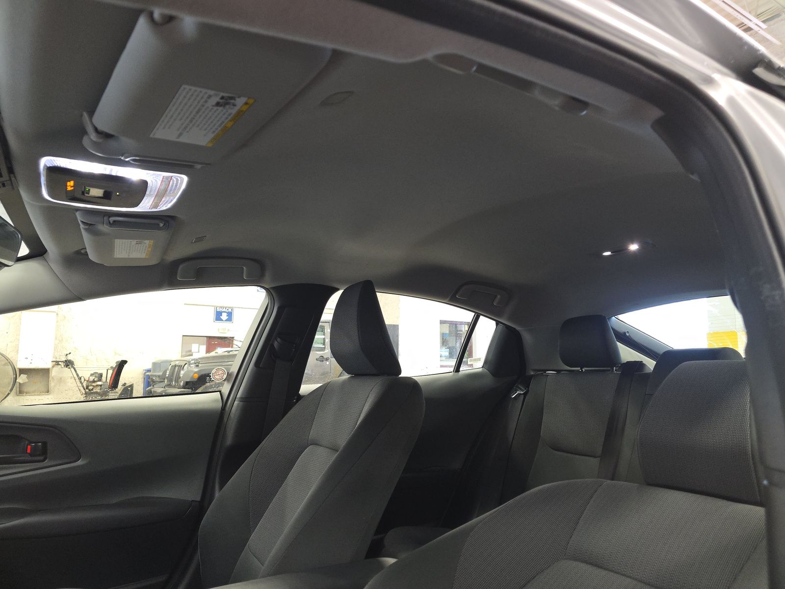 2025 Toyota Prius LE FWD