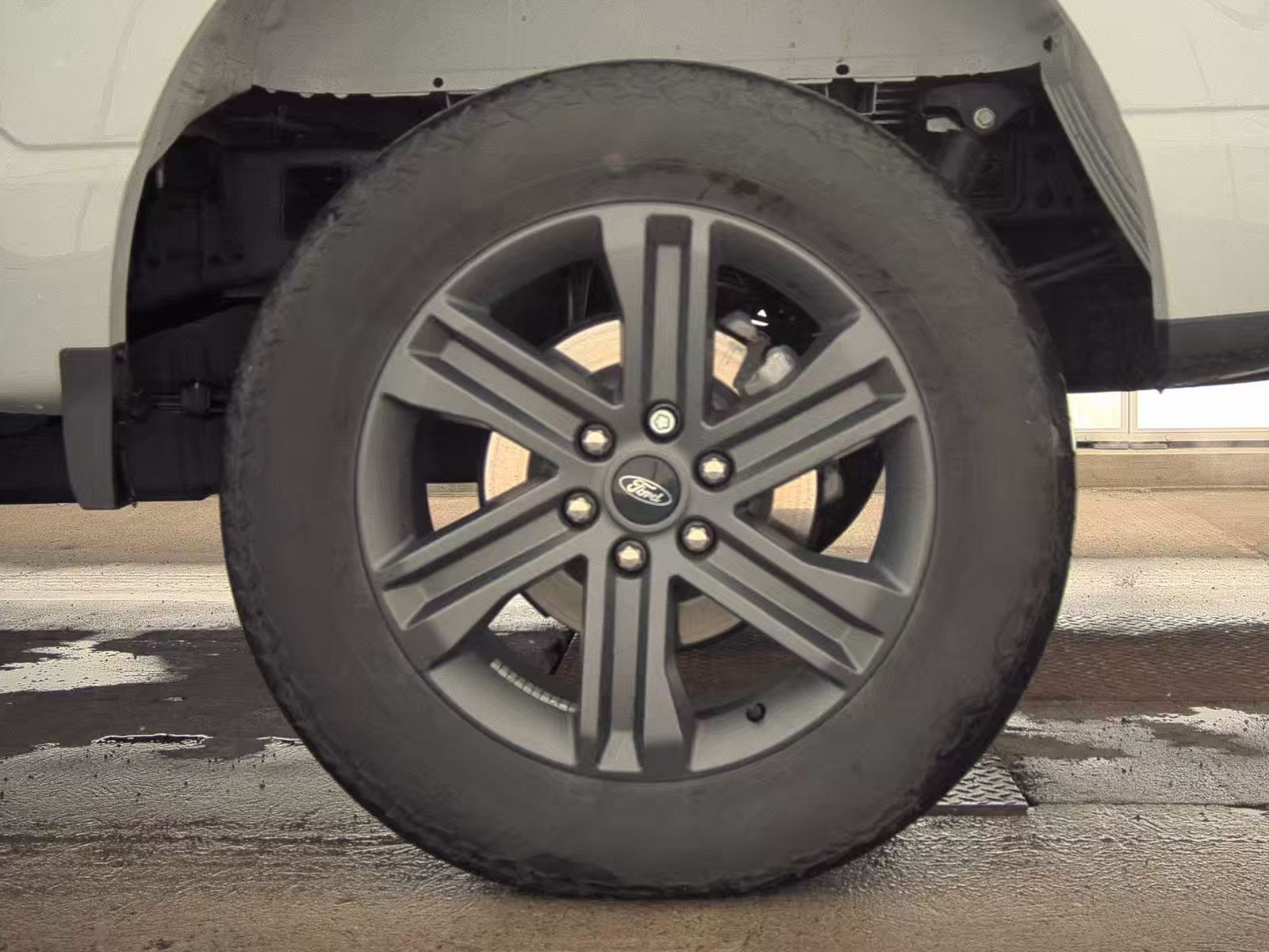 2023 Ford F-150 Hybrid XLT AWD