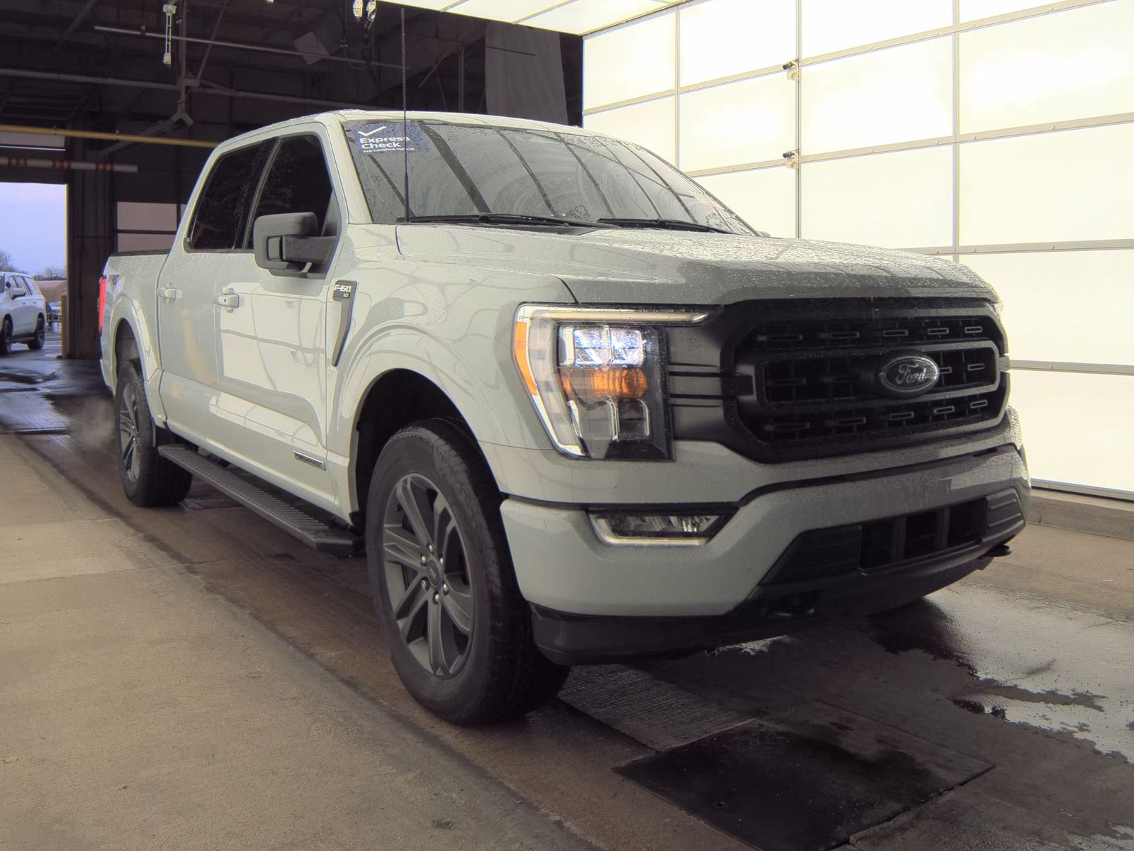 2023 Ford F-150 Hybrid XLT AWD