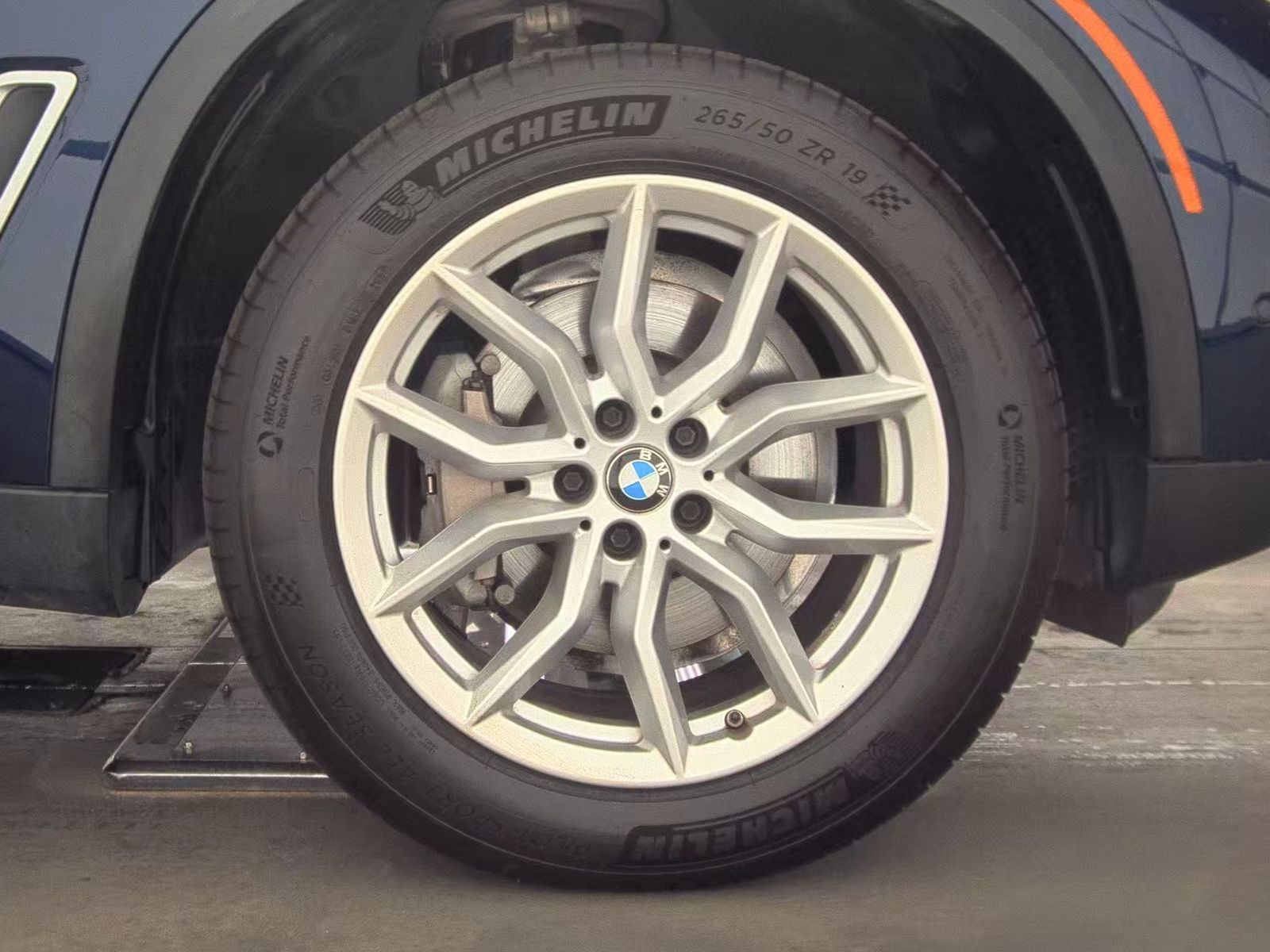 2020 BMW X5 xDrive40i AWD