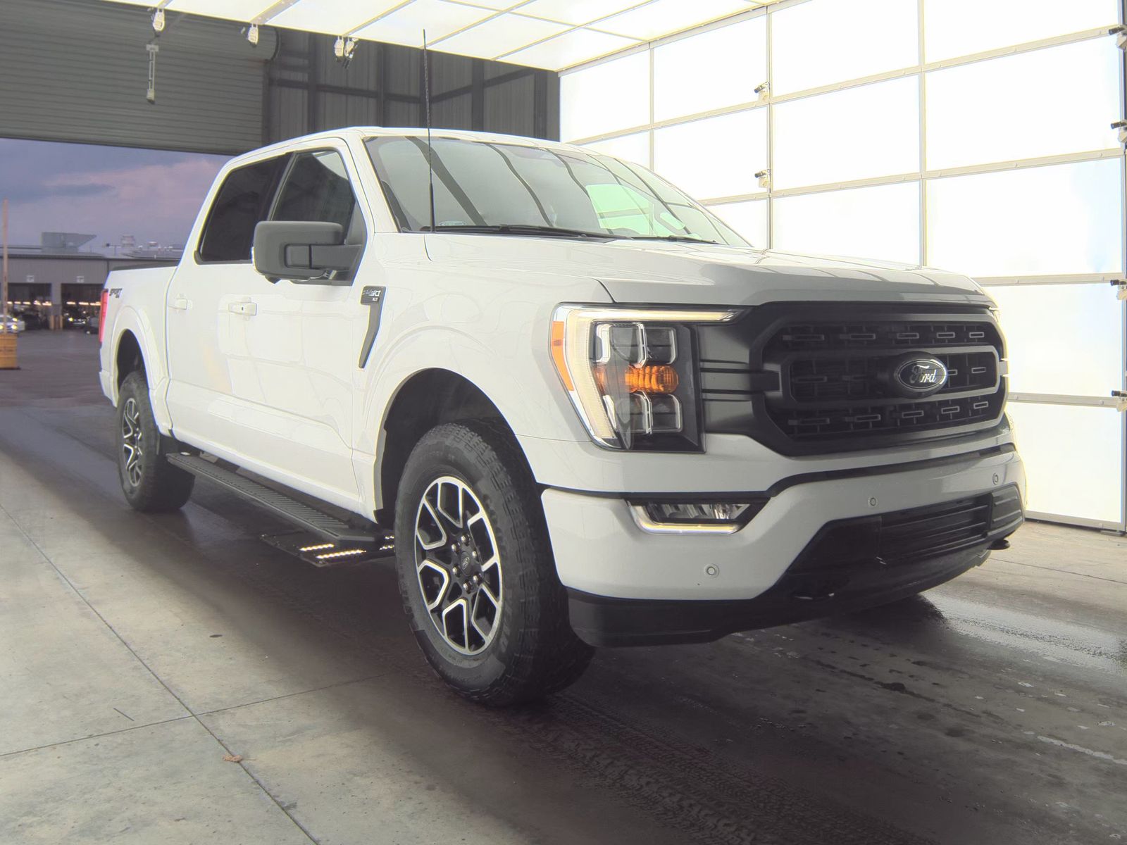 2022 Ford F-150 XLT AWD
