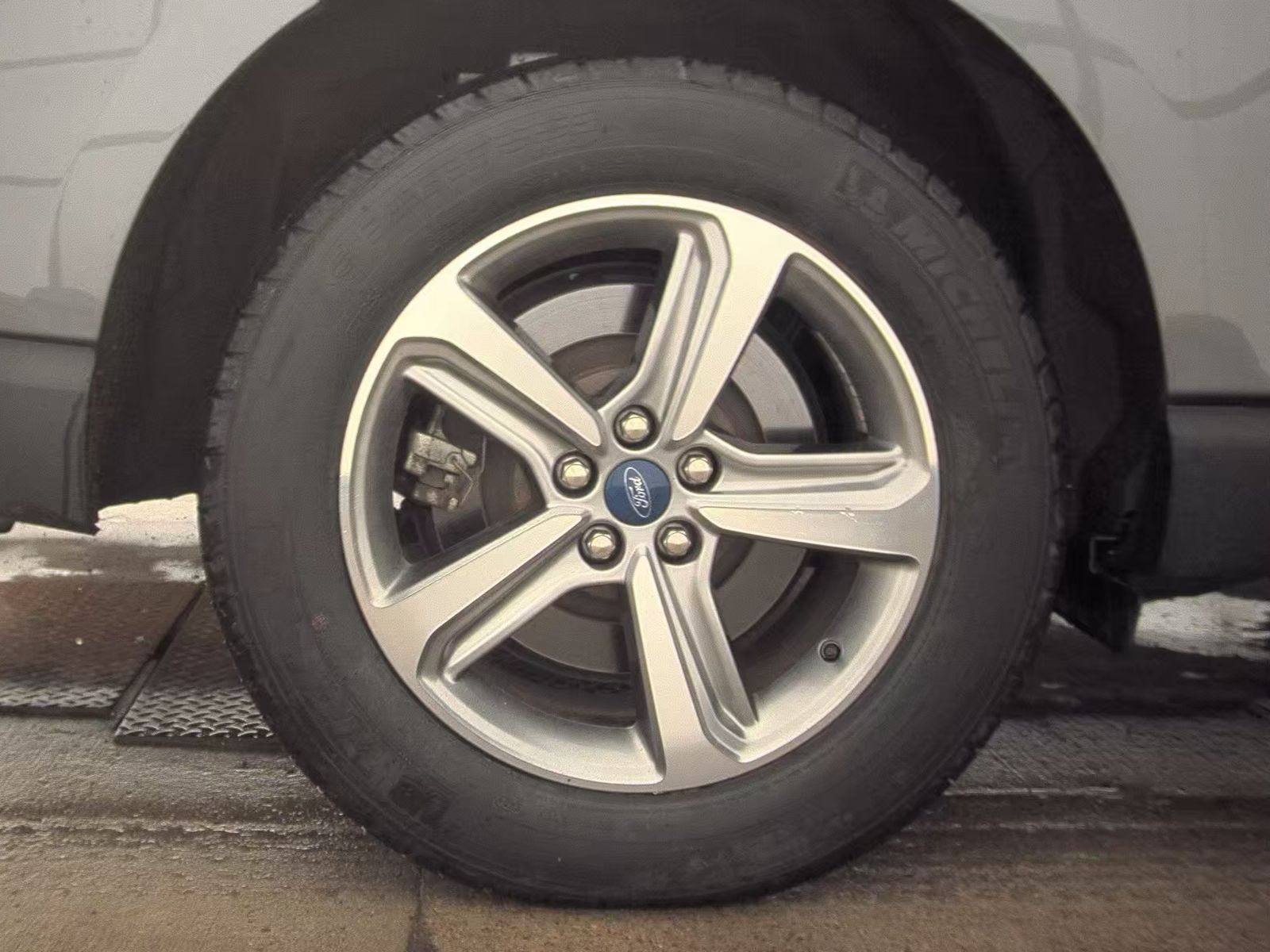 2022 Ford Edge SEL AWD