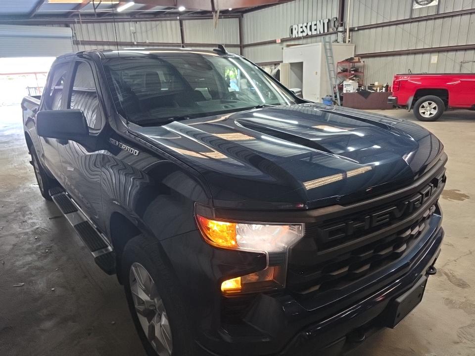 2022 Chevrolet Silverado 1500 Custom RWD