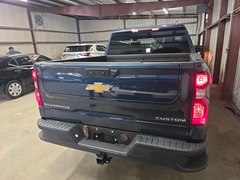2022 Chevrolet Silverado 1500 Custom RWD