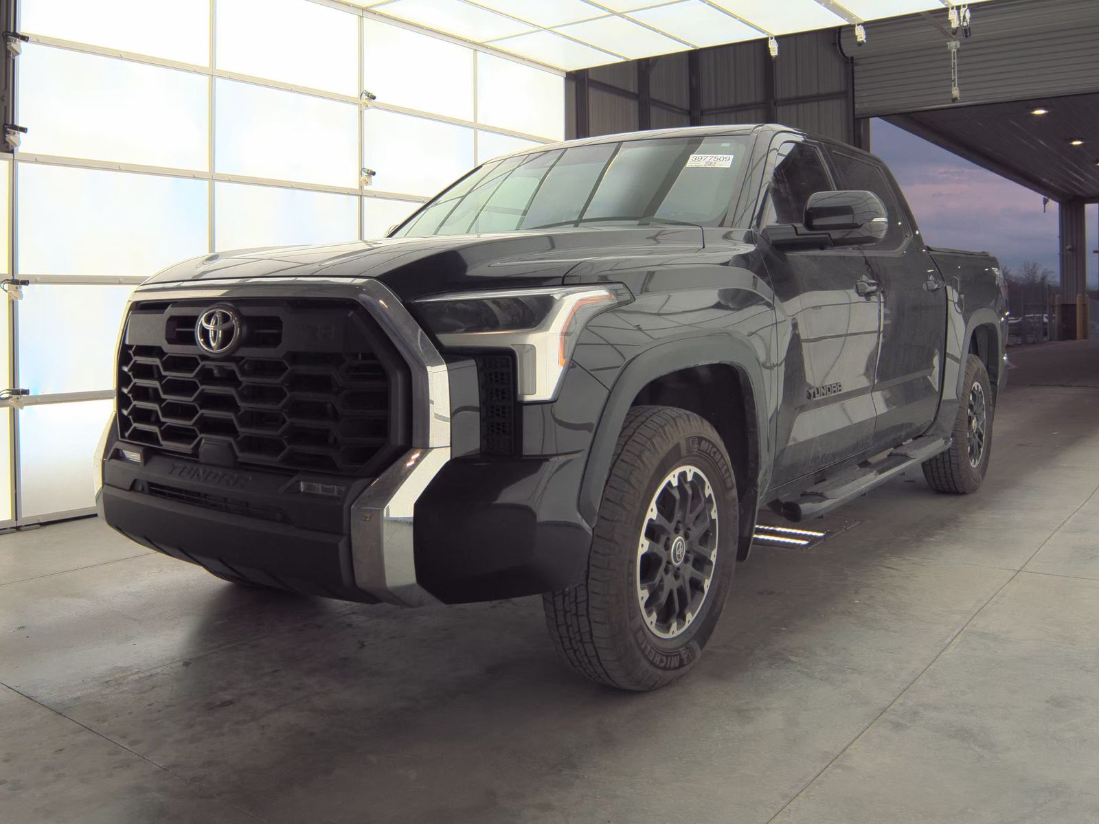 2022 Toyota Tundra SR5's photo