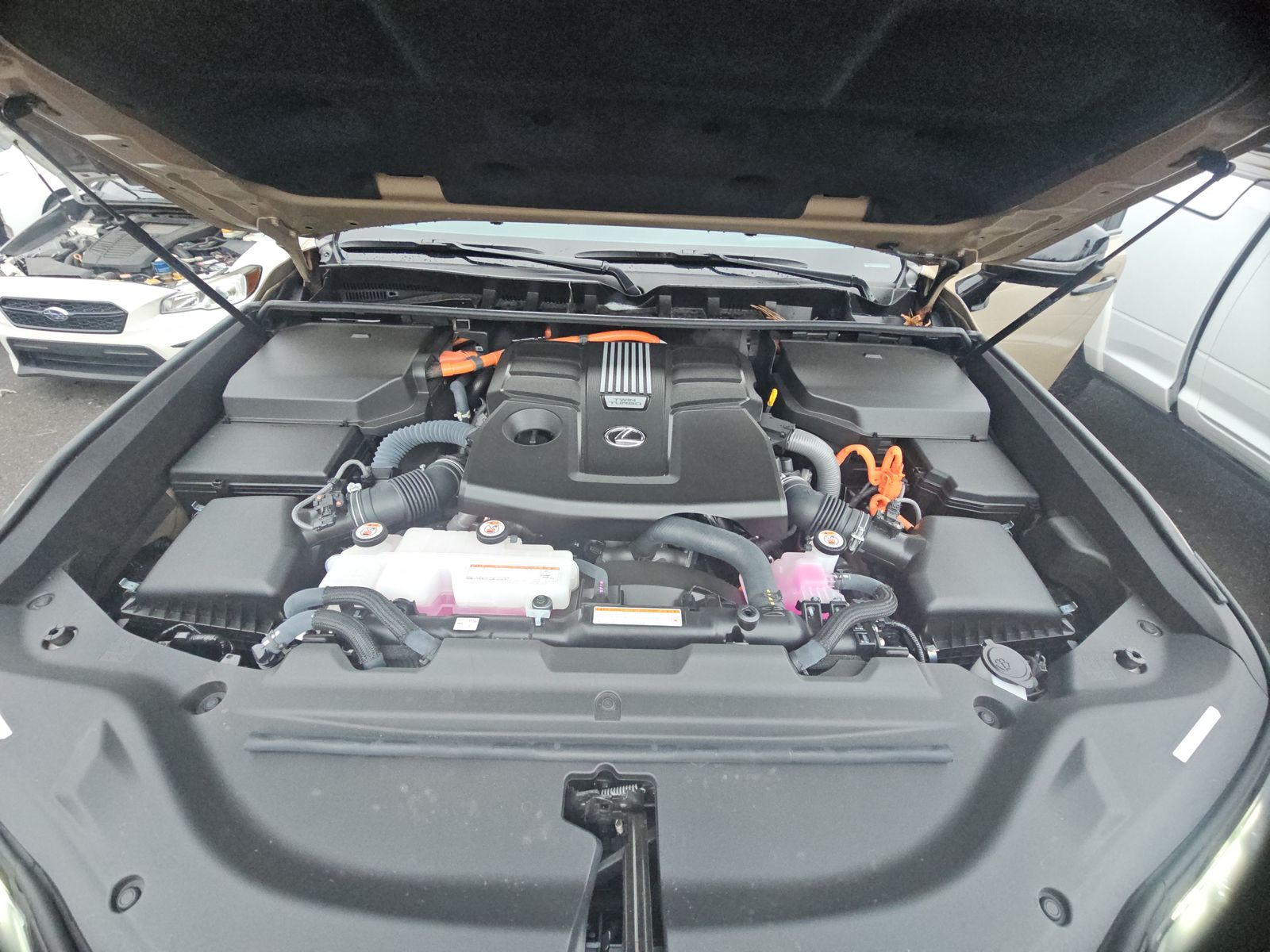 2025 Lexus LX LX 700h Overtrail AWD