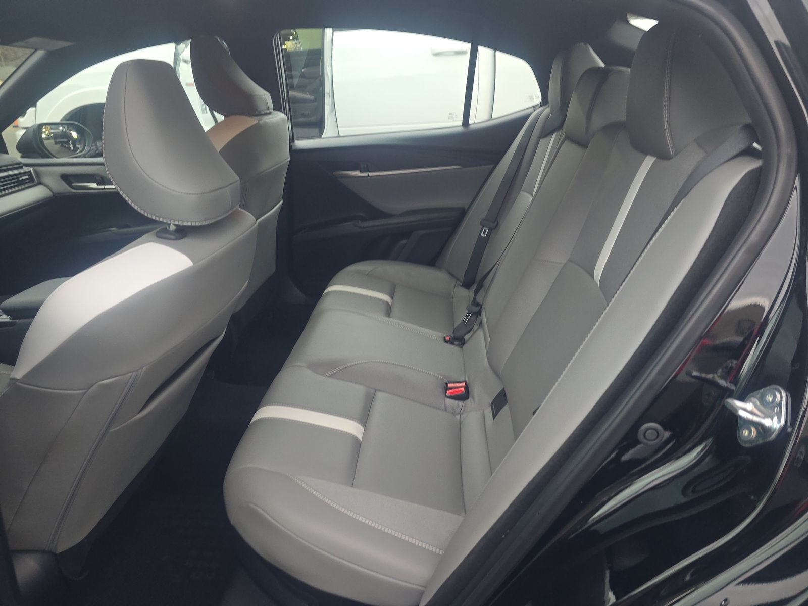 2025 Toyota Camry SE FWD