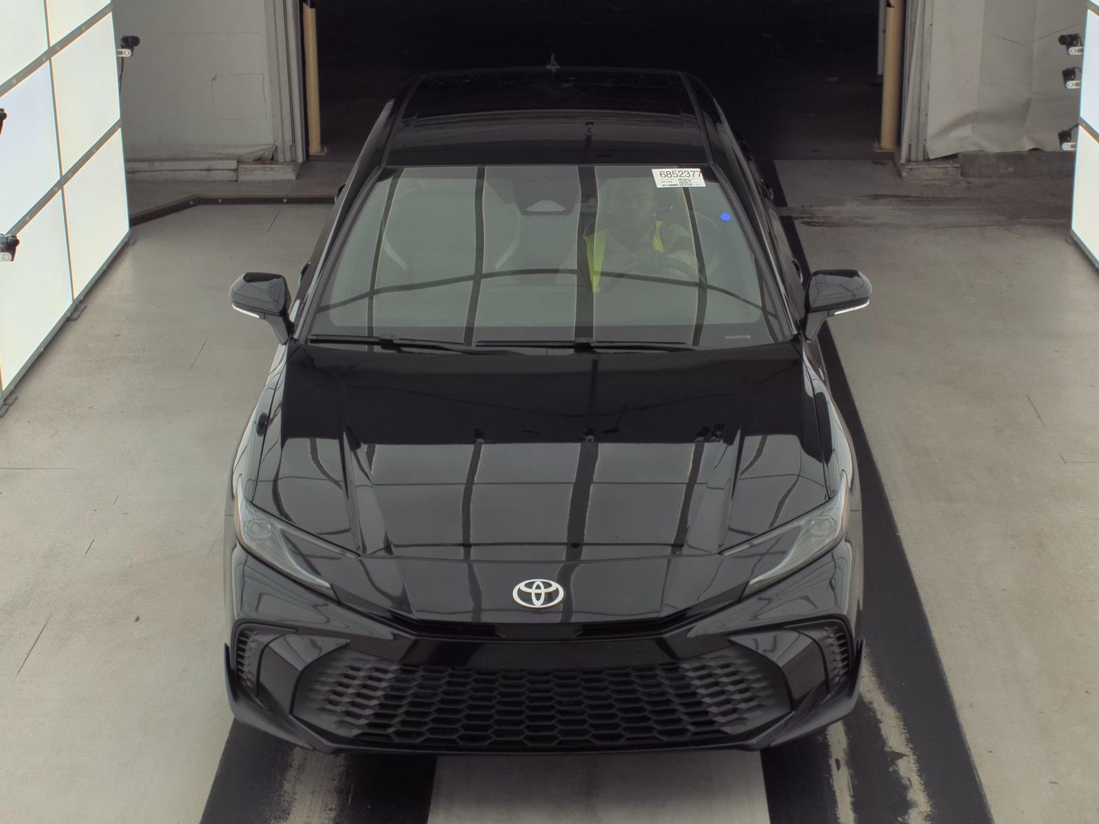 2025 Toyota Camry SE FWD