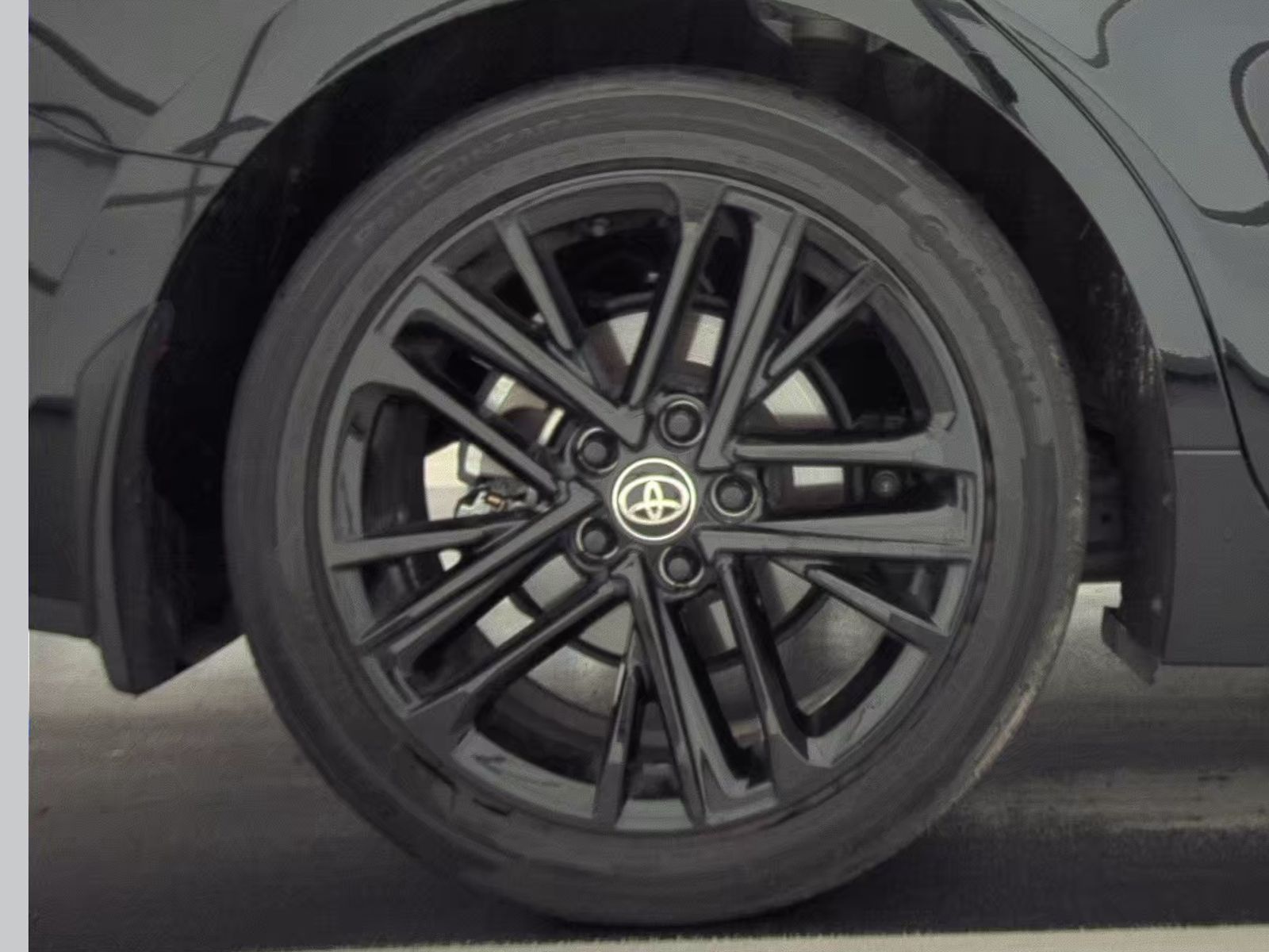 2025 Toyota Camry SE FWD