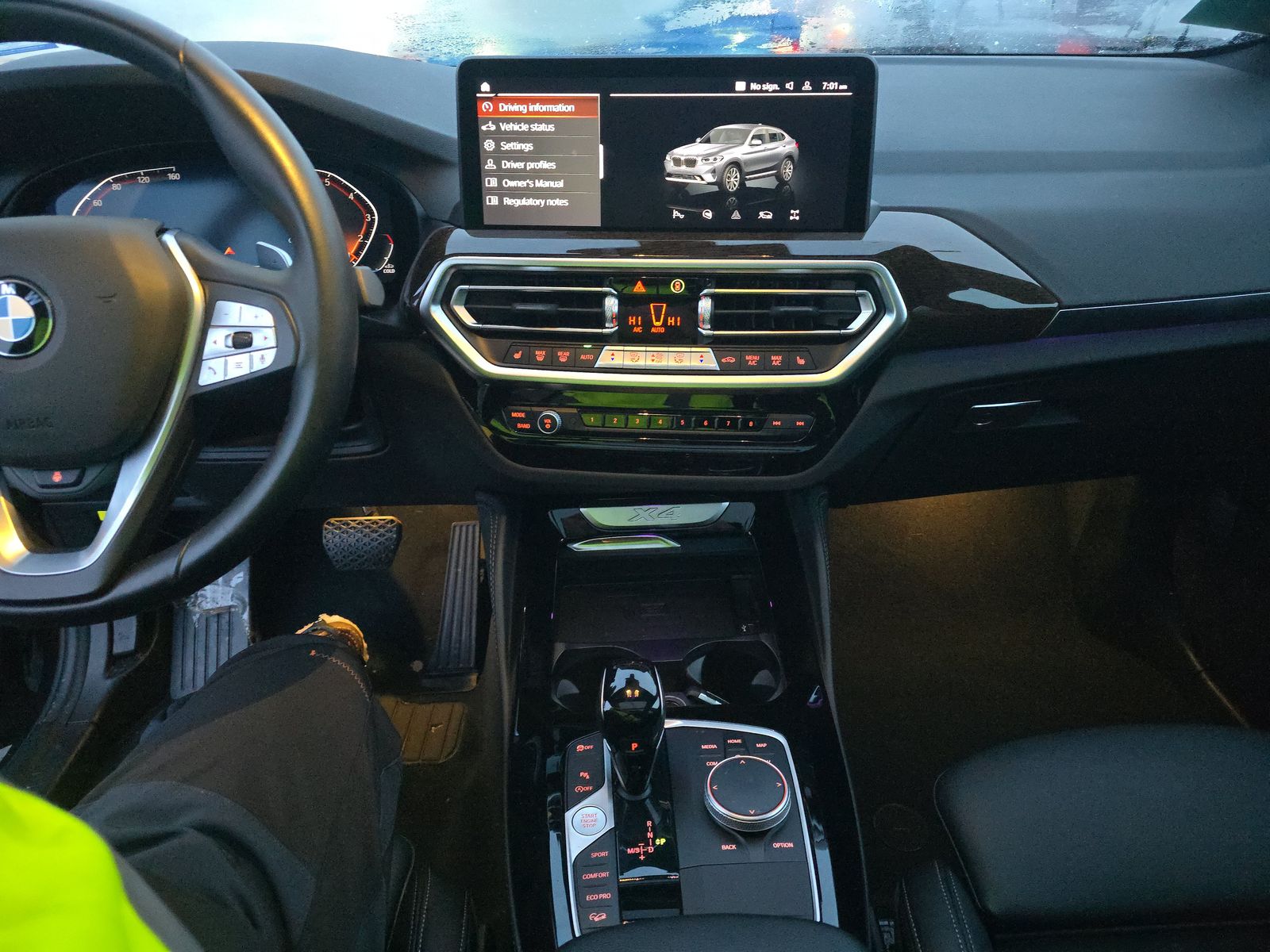 2023 BMW X4 xDrive30i AWD