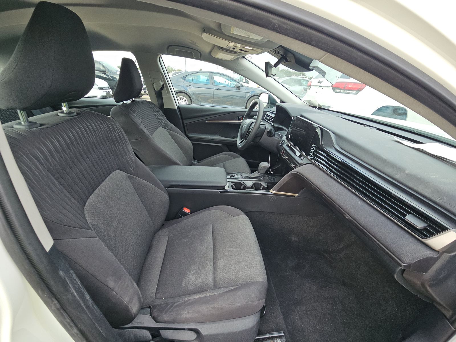 2025 Toyota Camry LE FWD