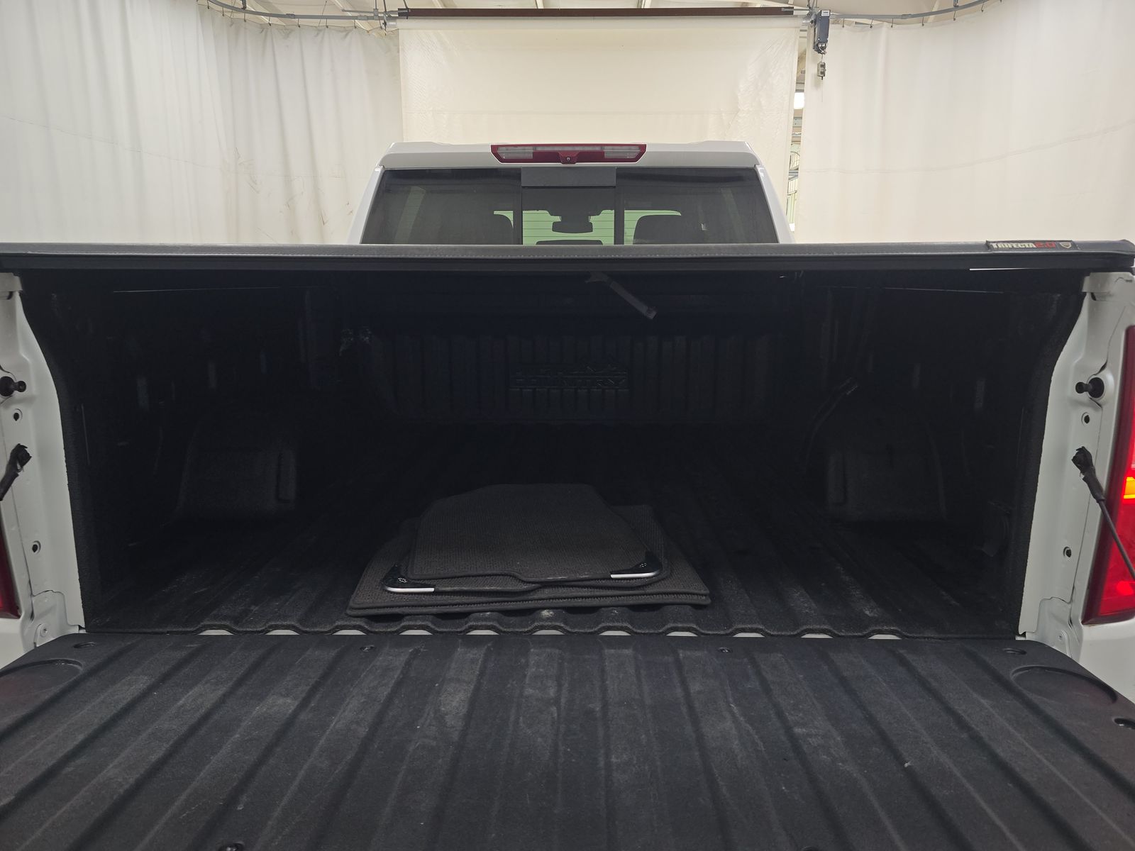 2023 Chevrolet Silverado 1500 High Country AWD