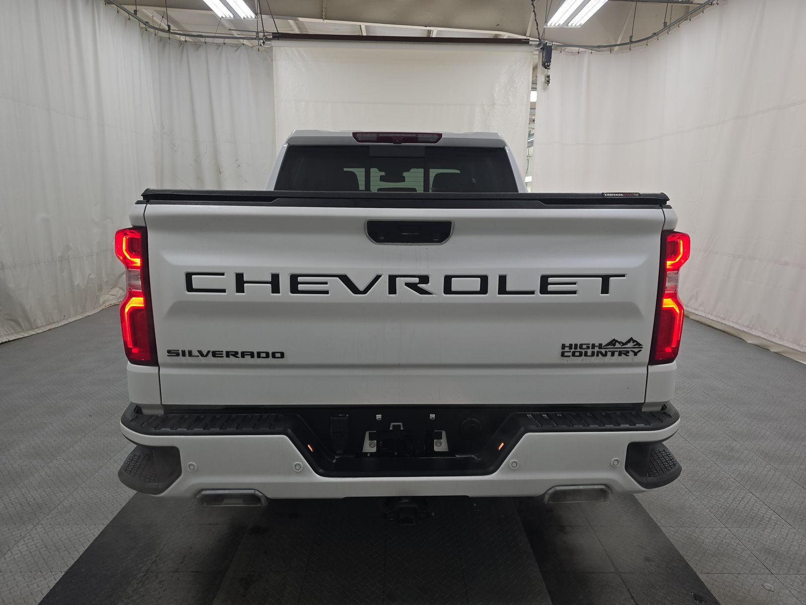 2023 Chevrolet Silverado 1500 High Country AWD