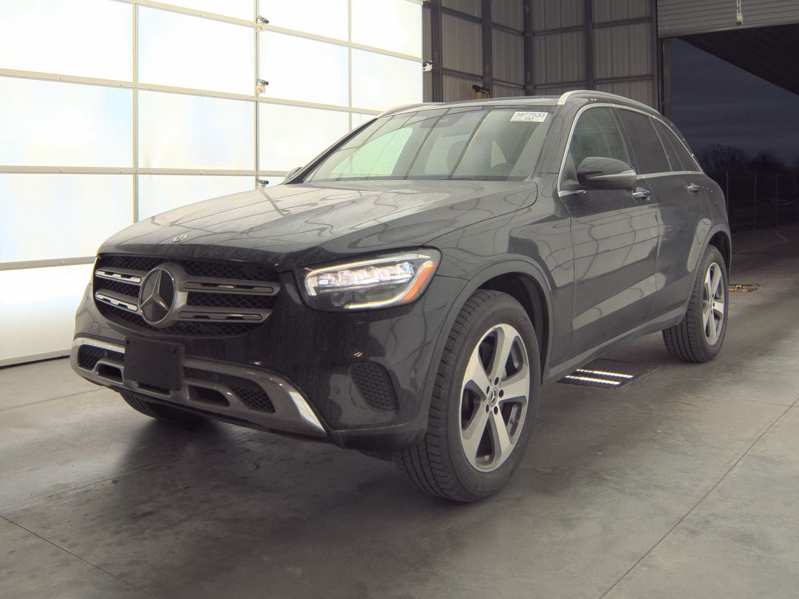2022 Mercedes-Benz GLC GLC300's photo
