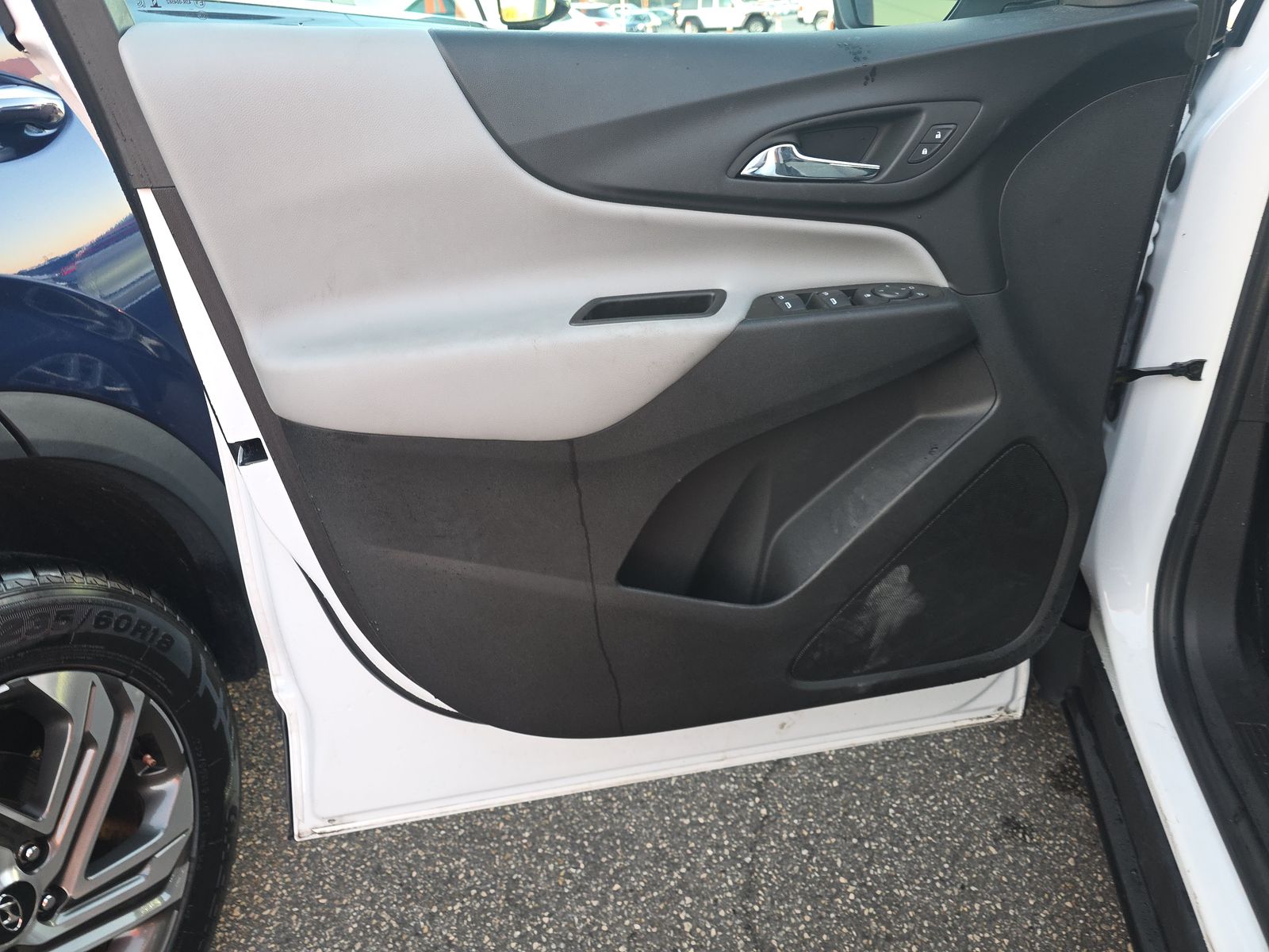 2024 Chevrolet Equinox LS FWD